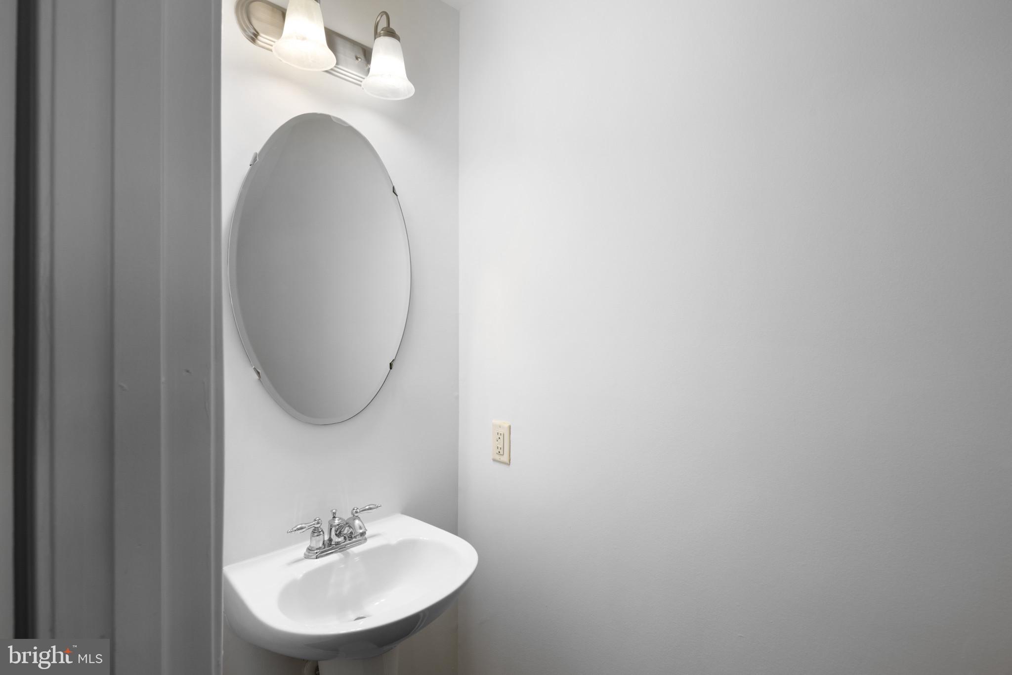 ELKRIDGE CROSSING - Residential