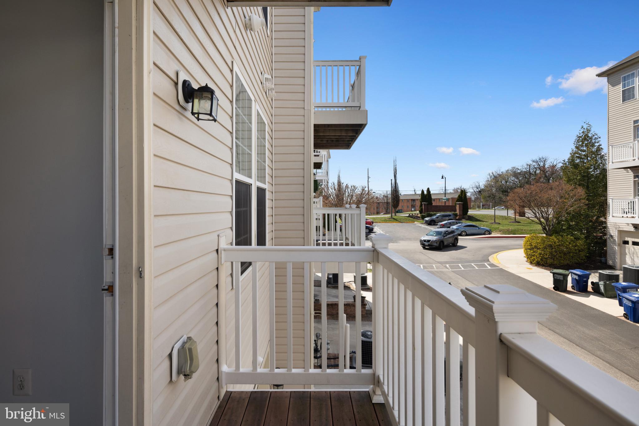 ELKRIDGE CROSSING - Residential