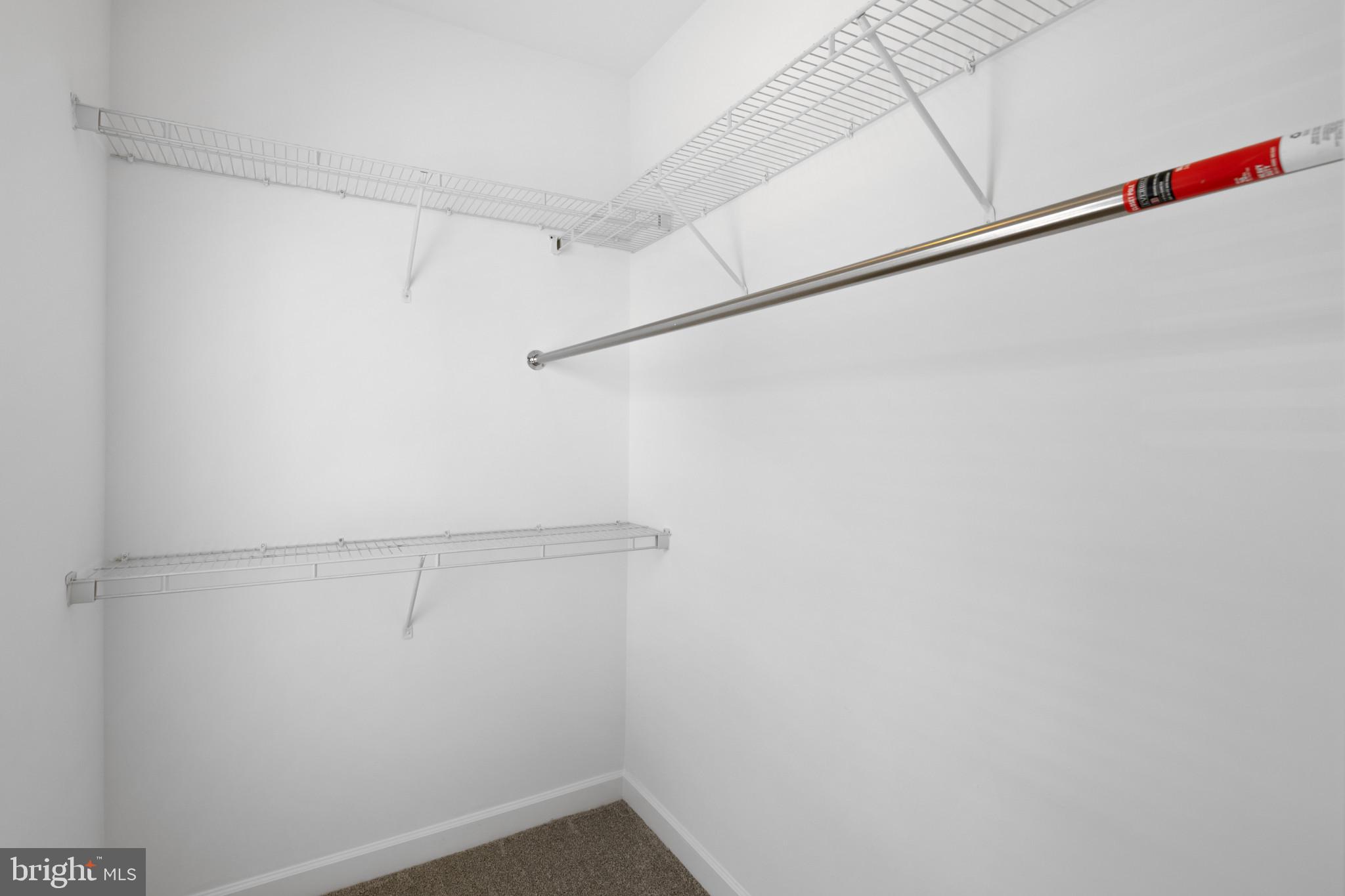 ELKRIDGE CROSSING - Residential