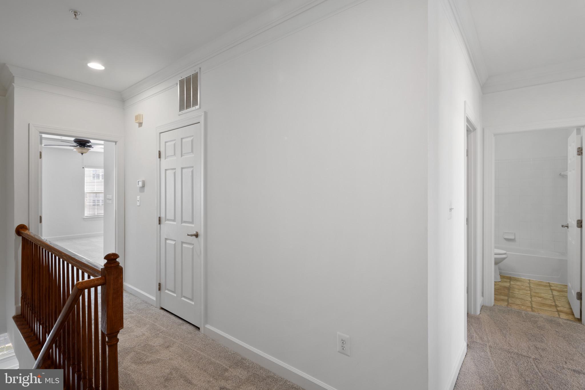 ELKRIDGE CROSSING - Residential