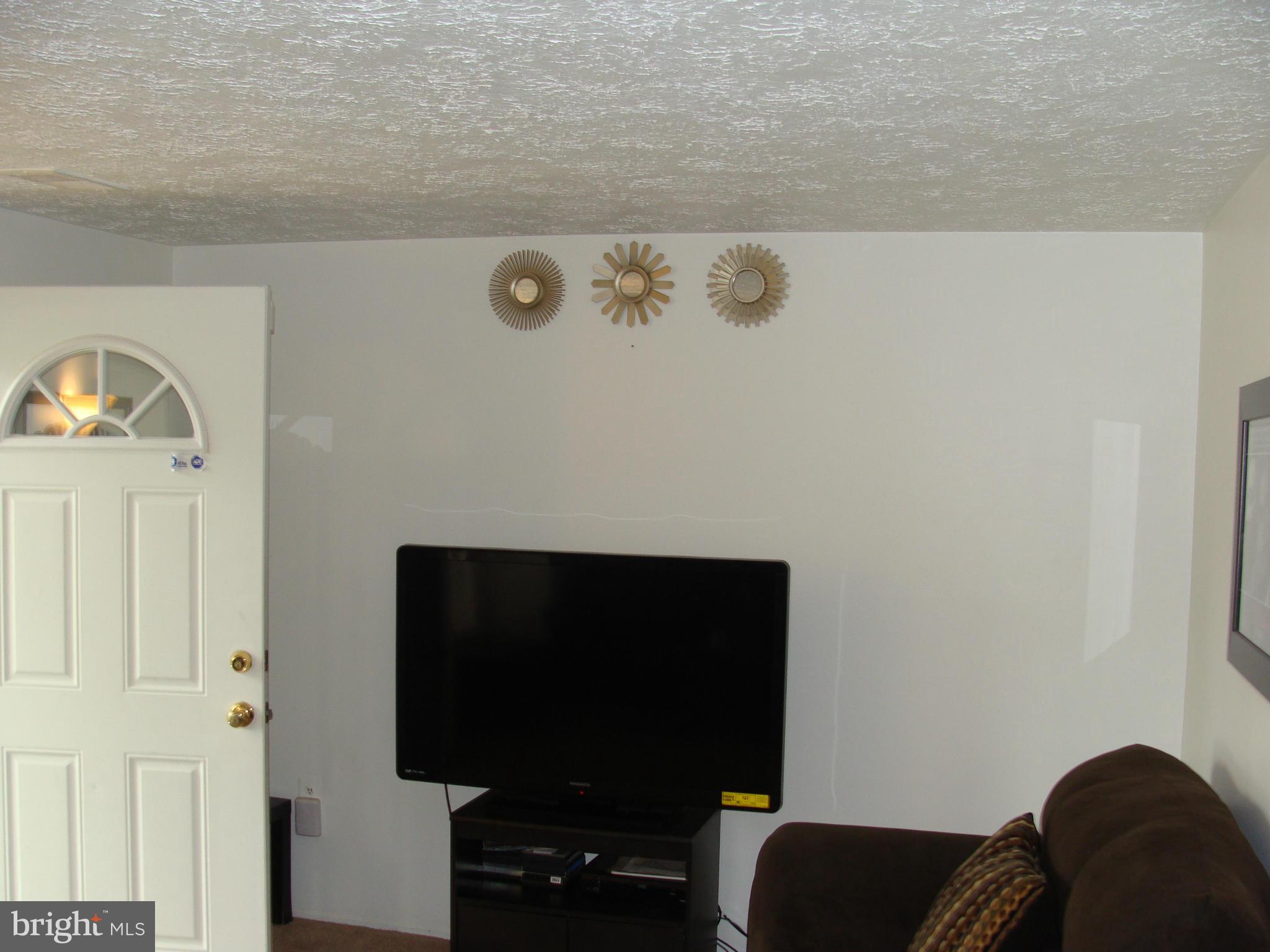 CLINTON PLAZA TOWNHOUSES - Residential