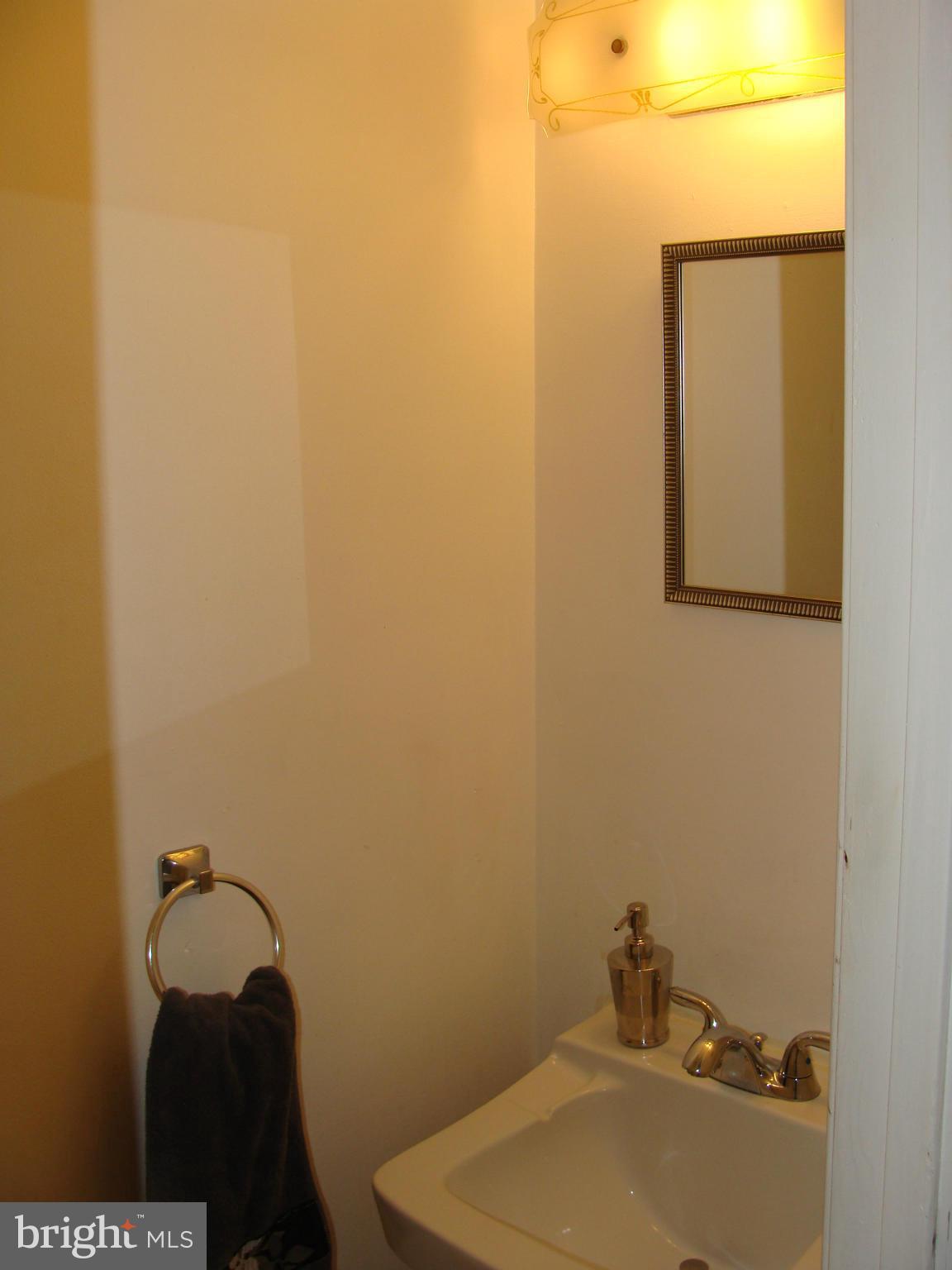 CLINTON PLAZA TOWNHOUSES - Residential