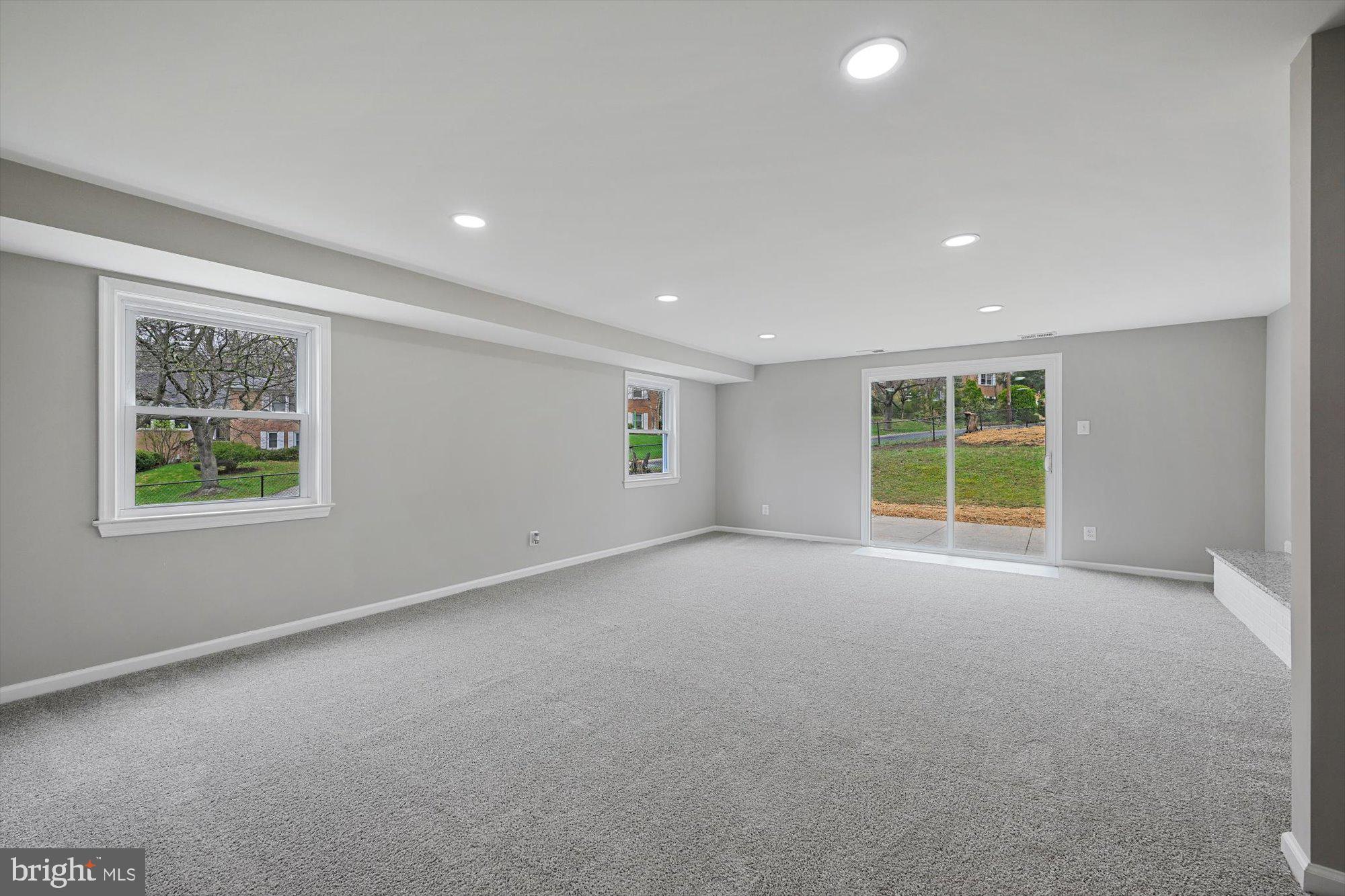 NORTHWEST BRANCH ESTATES - Residential