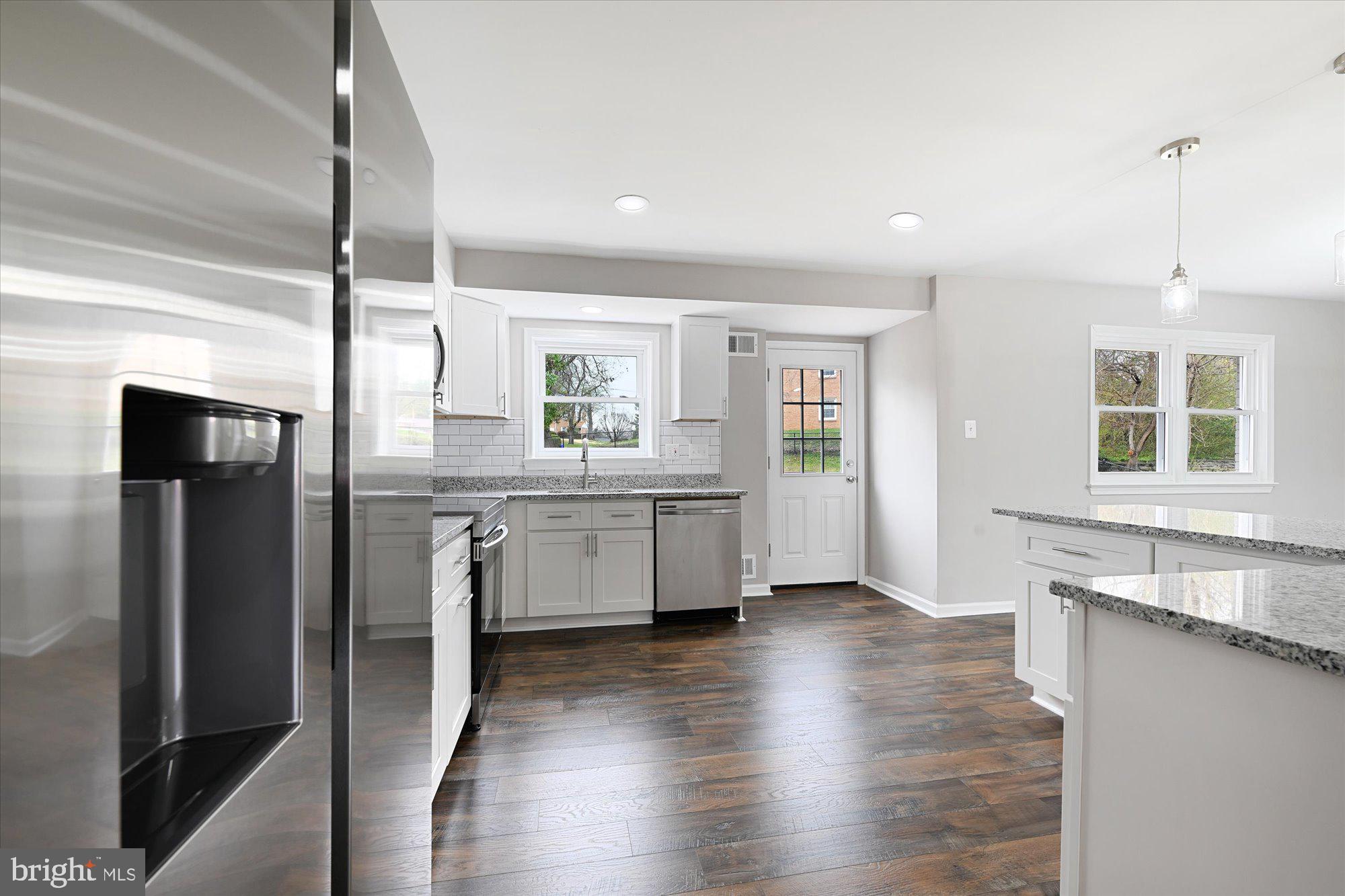 NORTHWEST BRANCH ESTATES - Residential