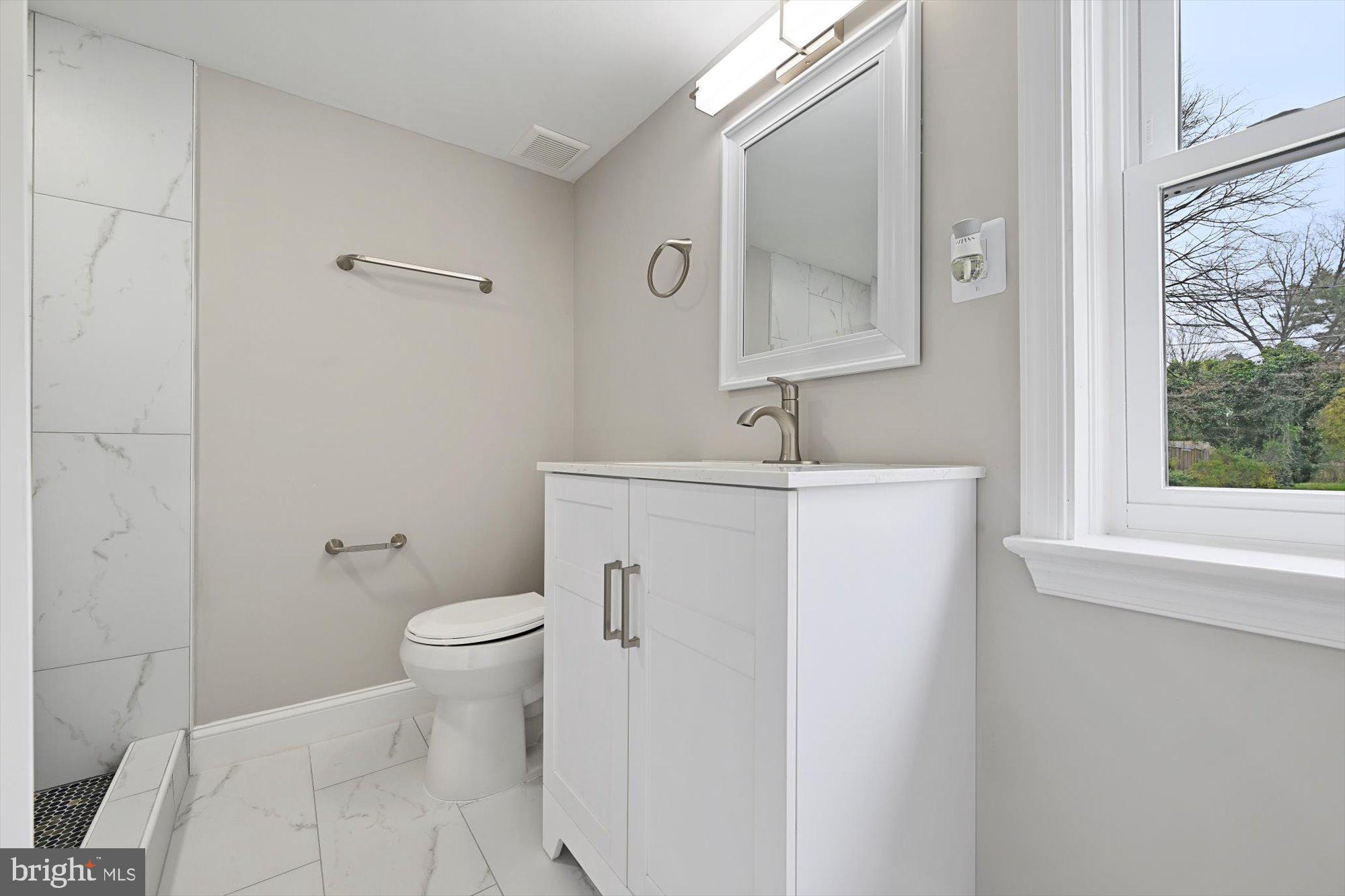 NORTHWEST BRANCH ESTATES - Residential