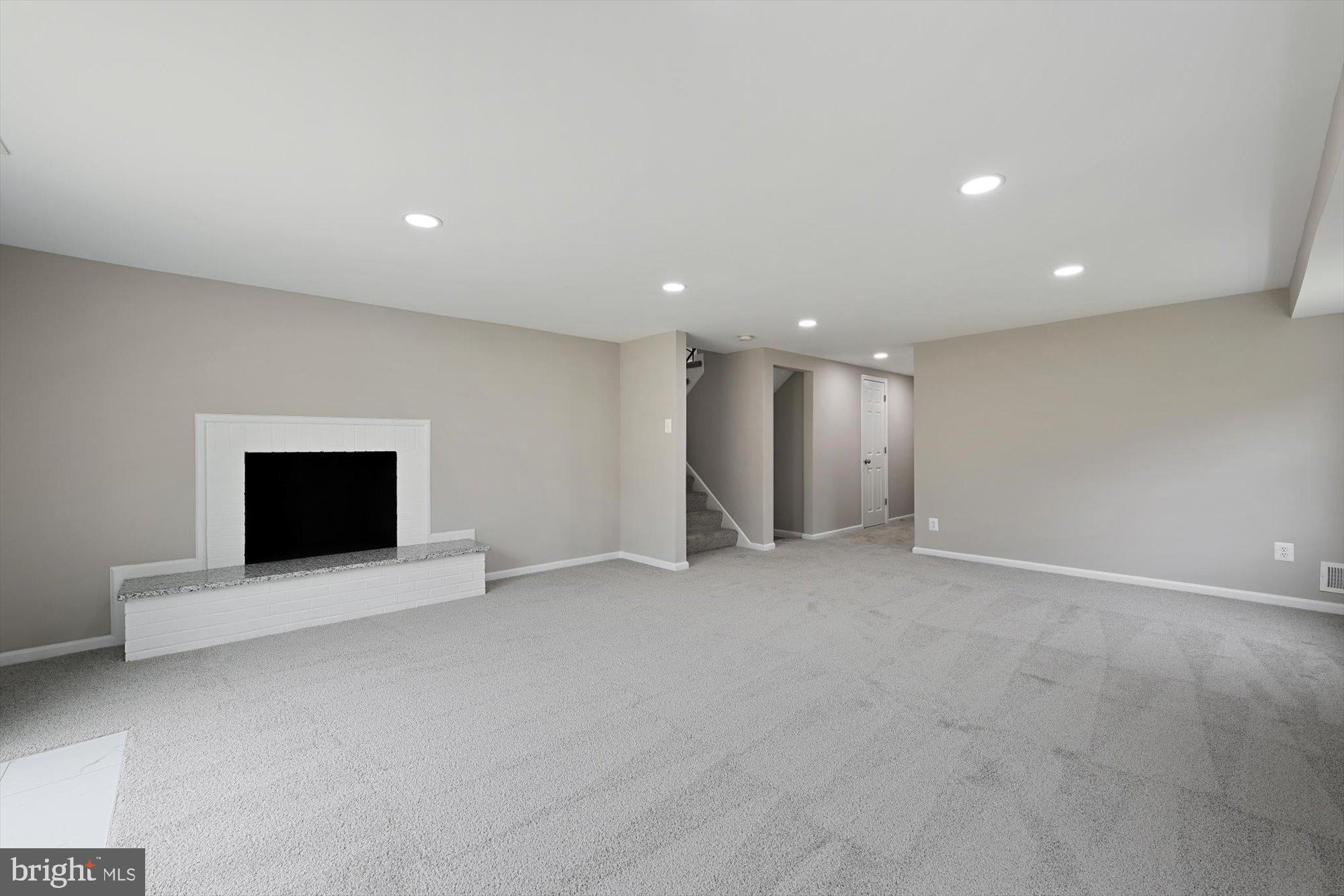 NORTHWEST BRANCH ESTATES - Residential