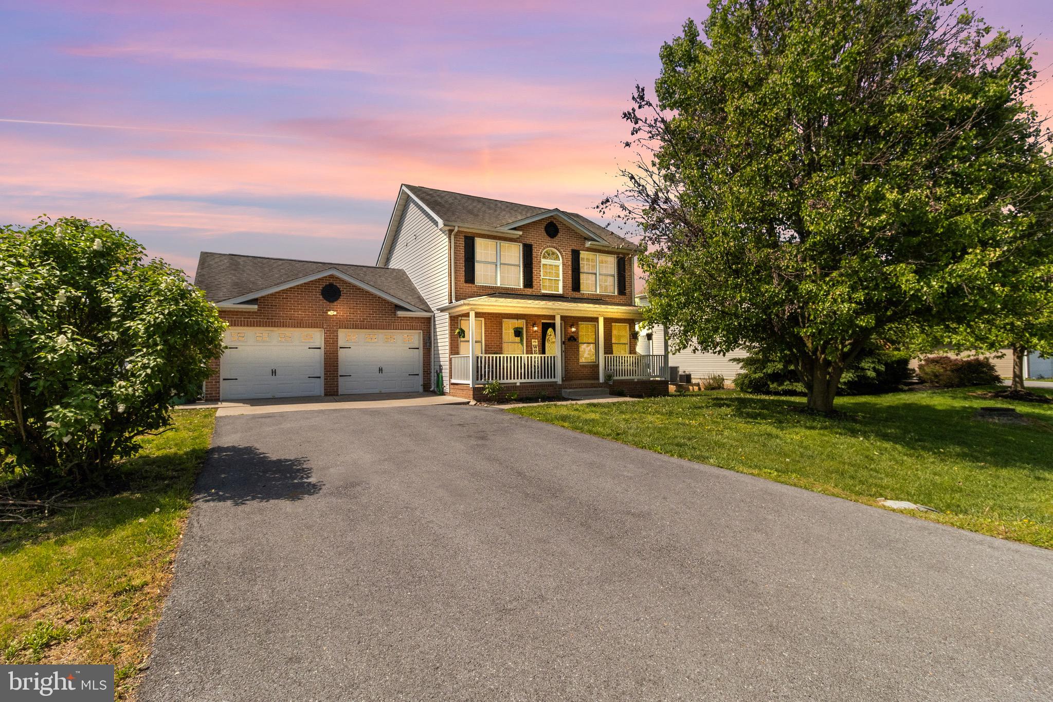 CRESTFIELD - Residential