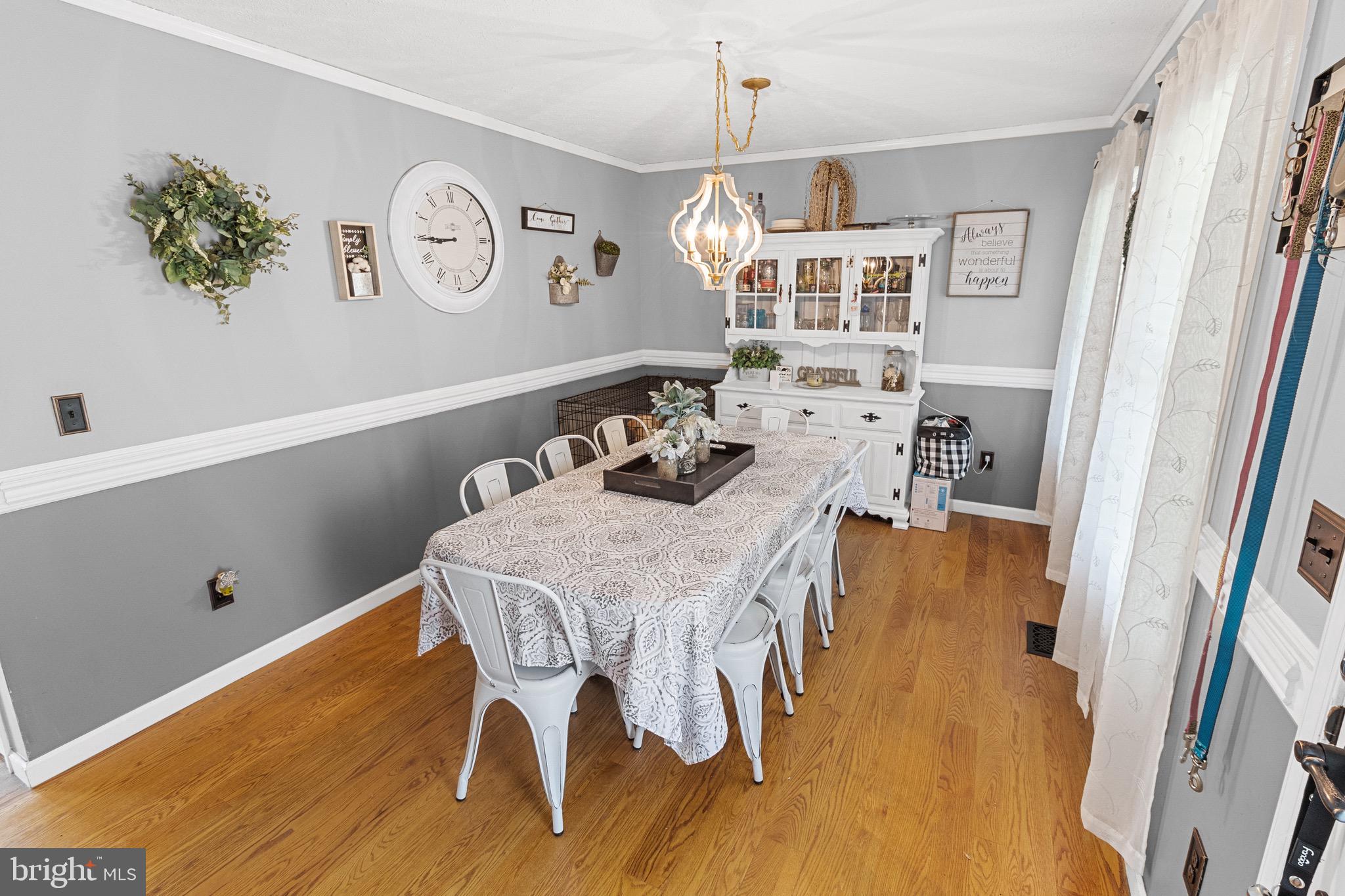 CRESTFIELD - Residential