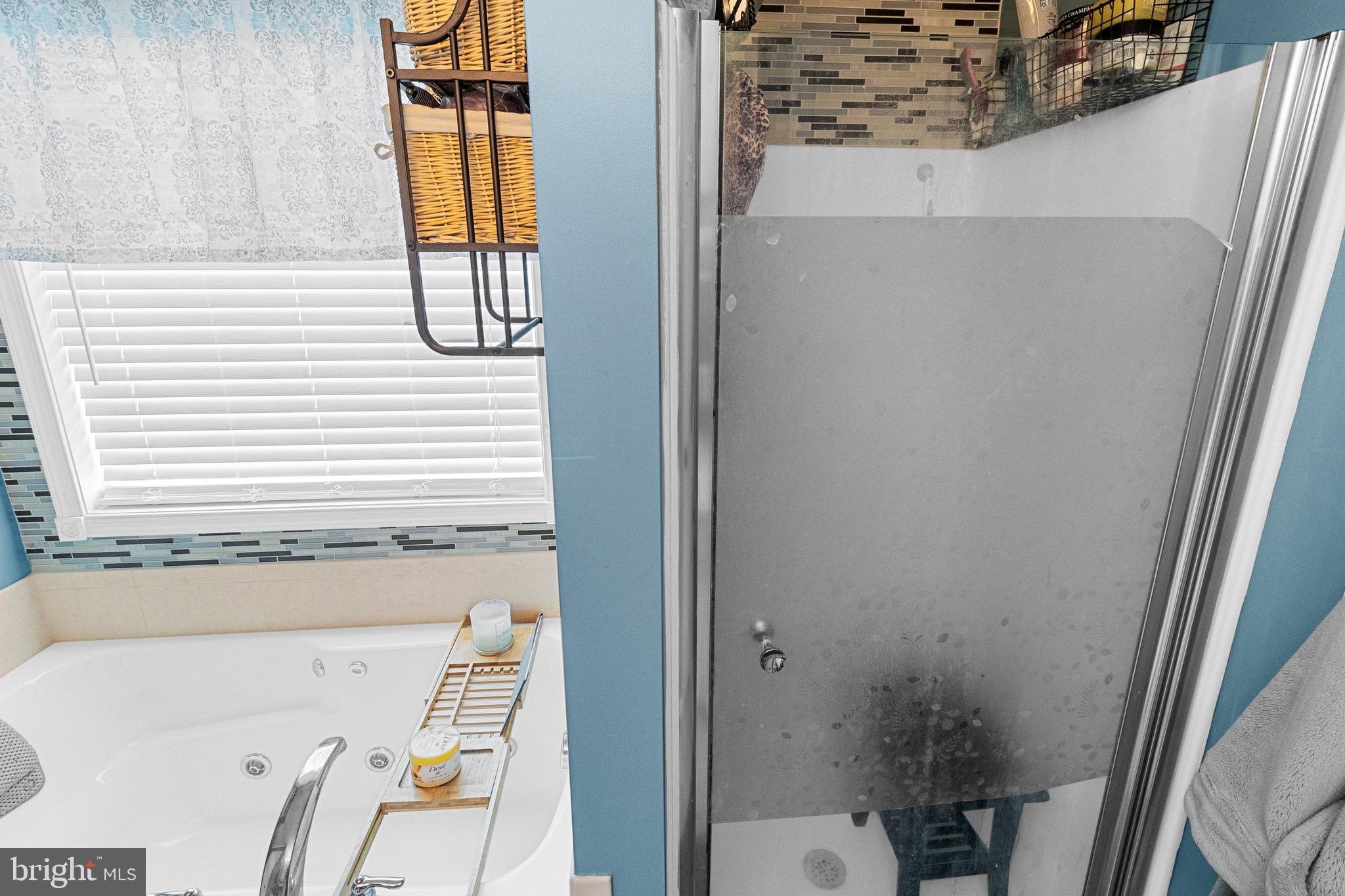 CRESTFIELD - Residential