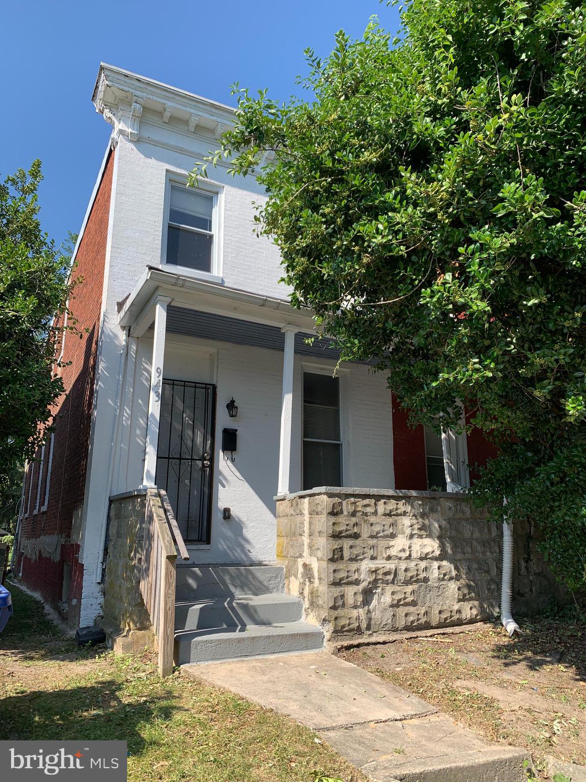 943 HOMESTEAD STREET