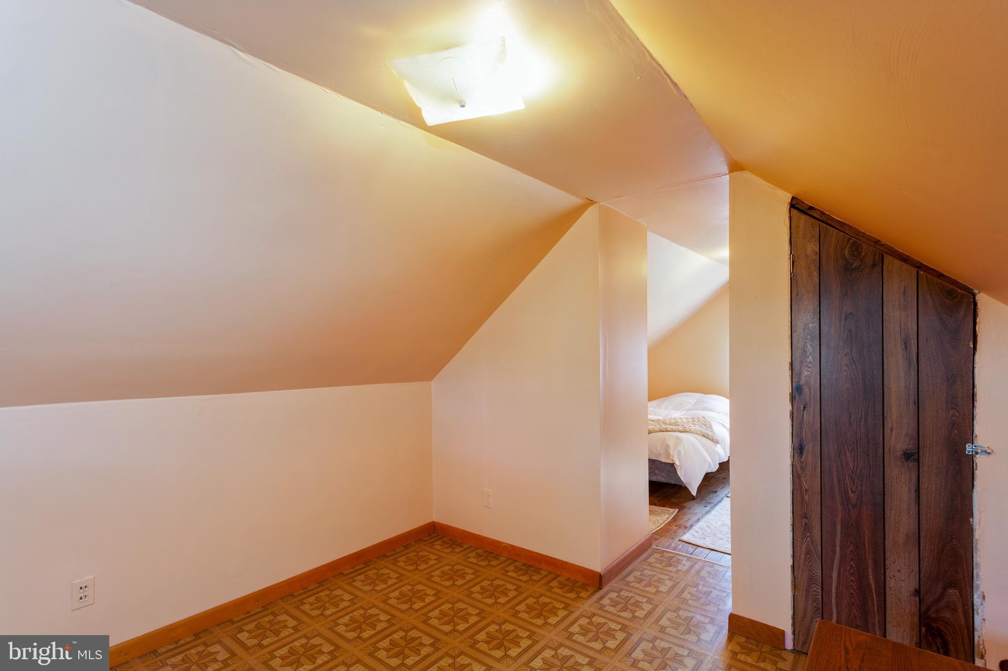 PARKVILLE - Residential