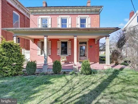 63 W Main Street, Lebanon, PA 17042 - MLS#: PALN2019220