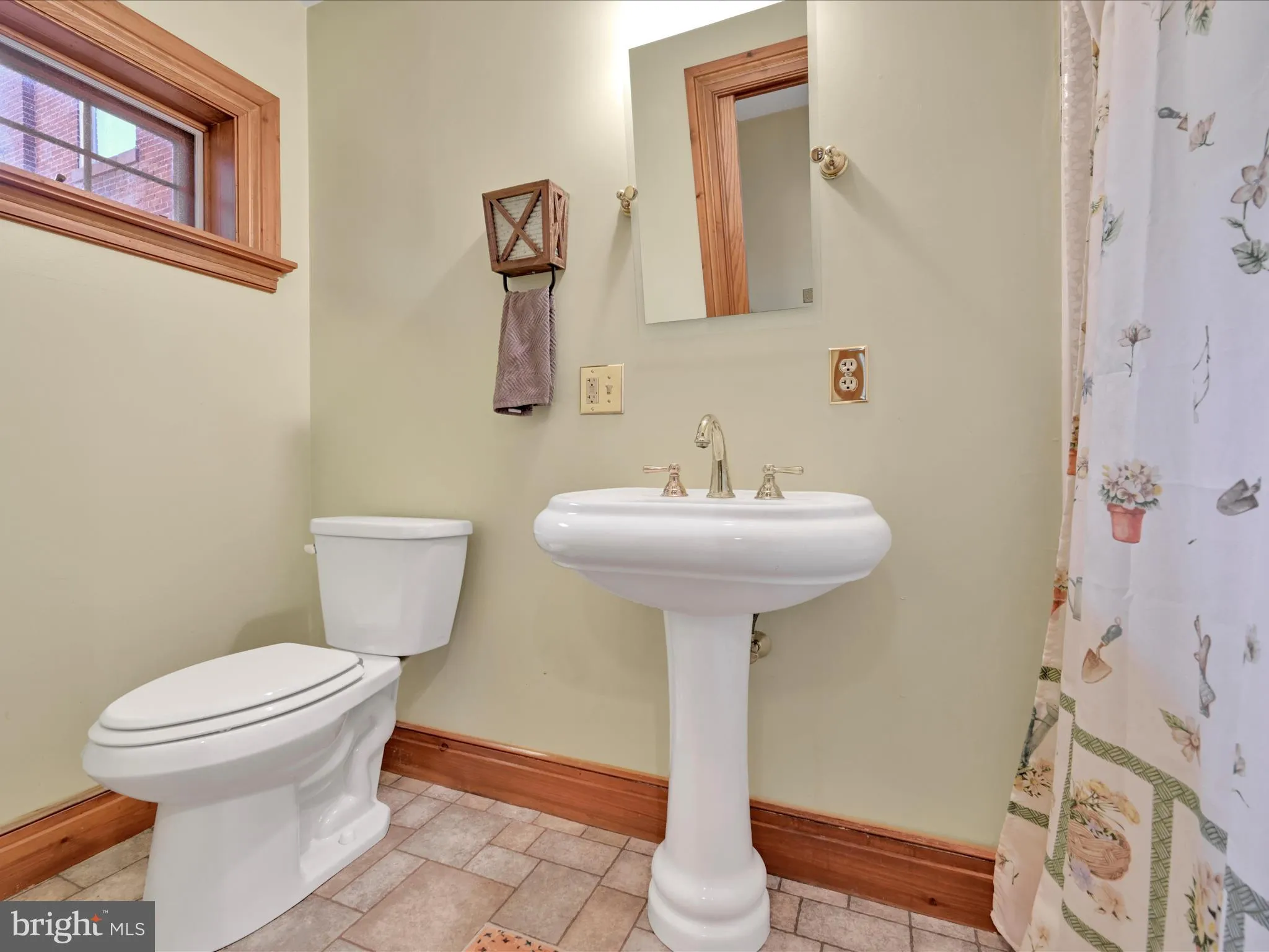 Lebanon, Pennsylvania 17042, United States, 3 Bedrooms Bedrooms, ,2 BathroomsBathrooms,Residential,Coming Soon,89959