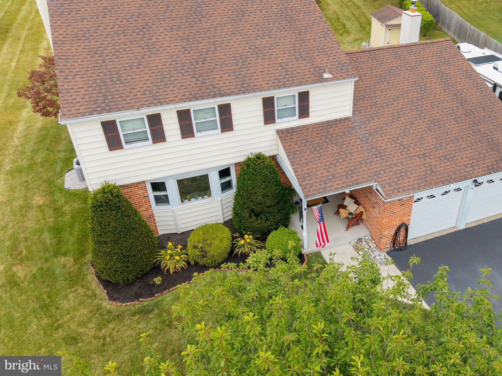 284 MANOR ROAD
