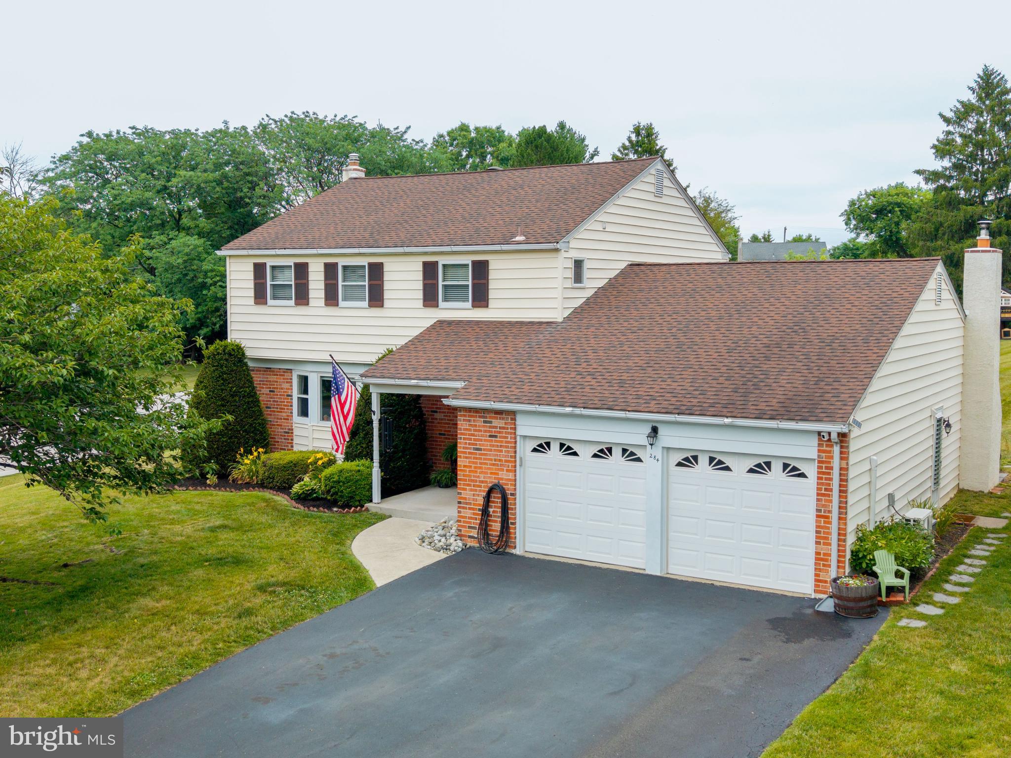 284 MANOR ROAD