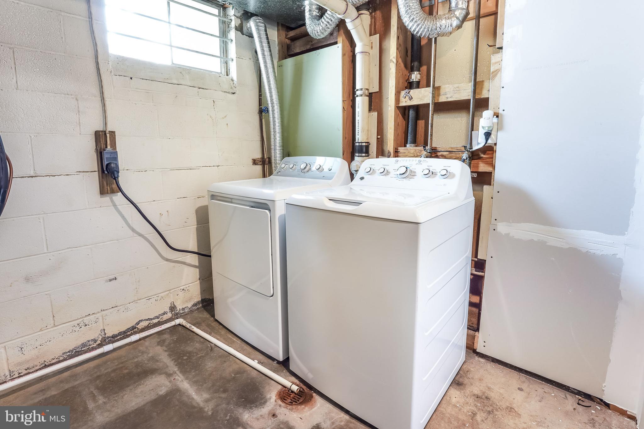 DALE CITY - Residential