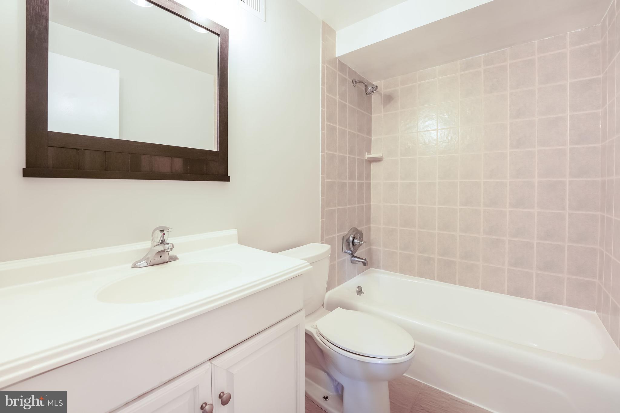 DALE CITY - Residential