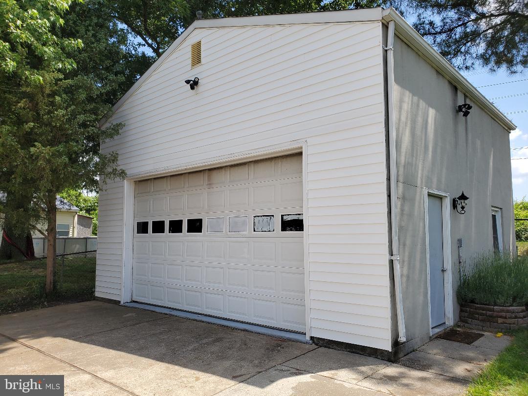 DALE CITY - Residential