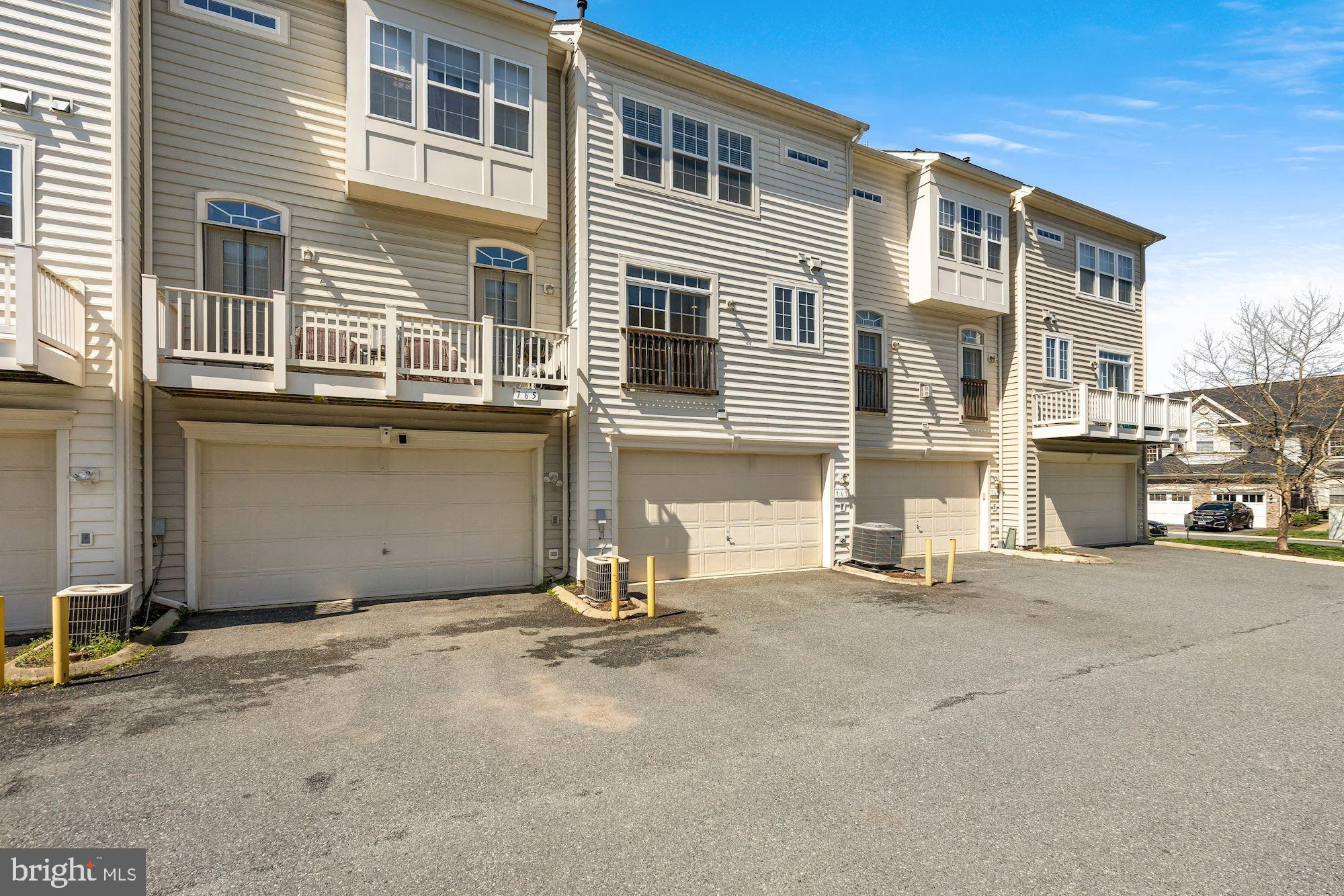 BELMONT BAY - Residential