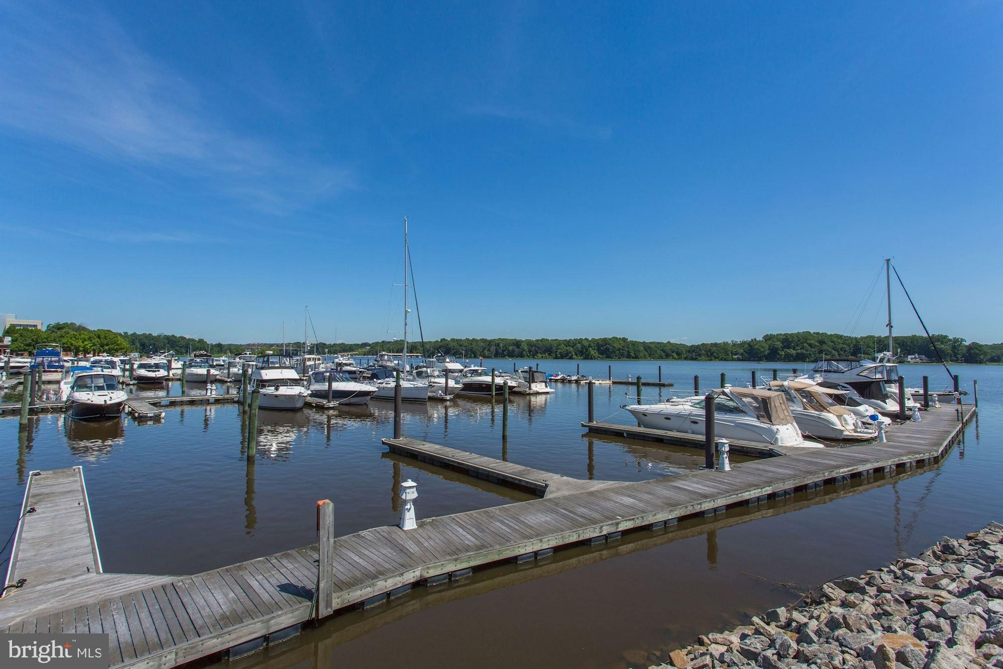 BELMONT BAY - Residential