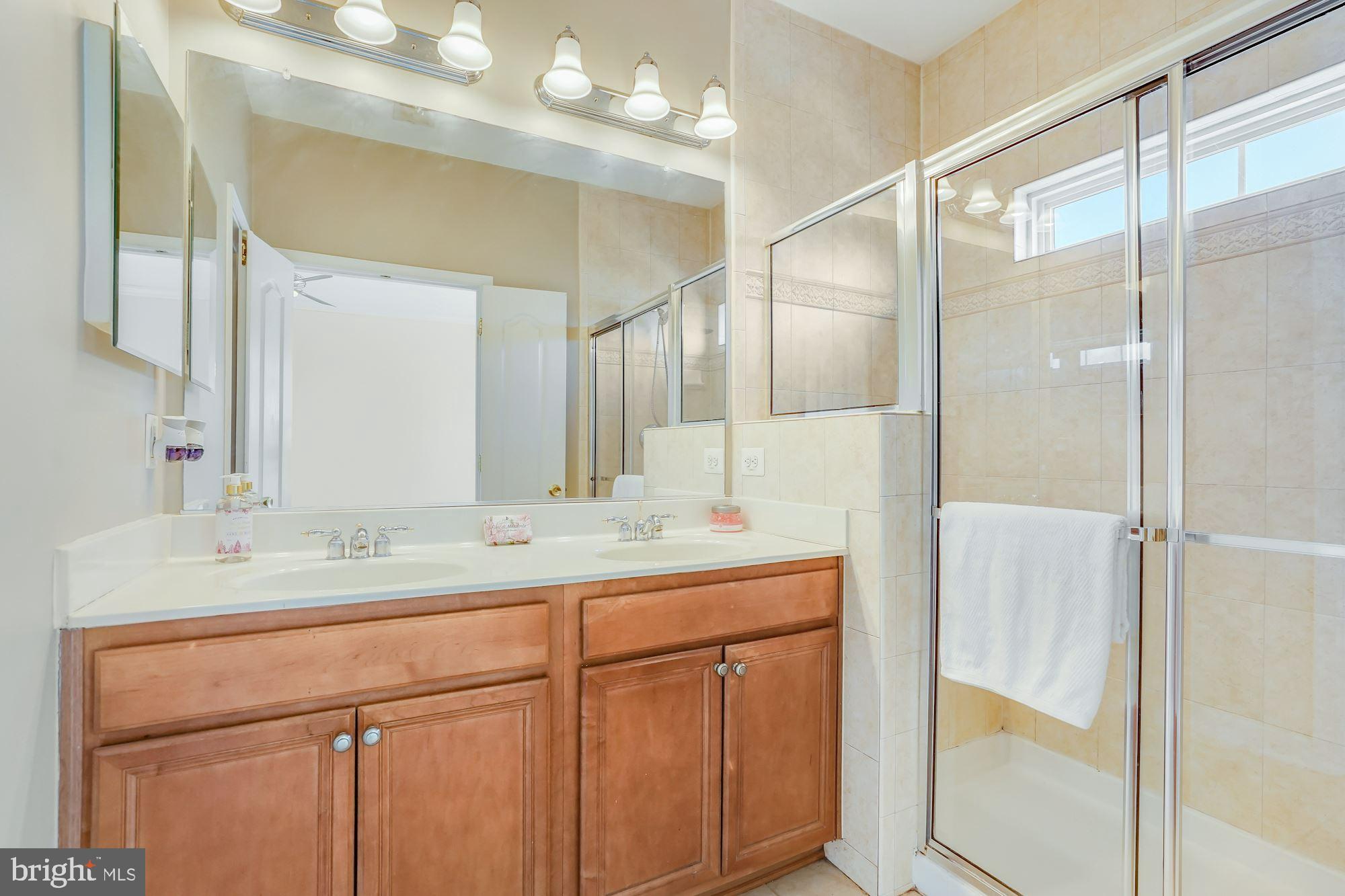 BELMONT BAY - Residential