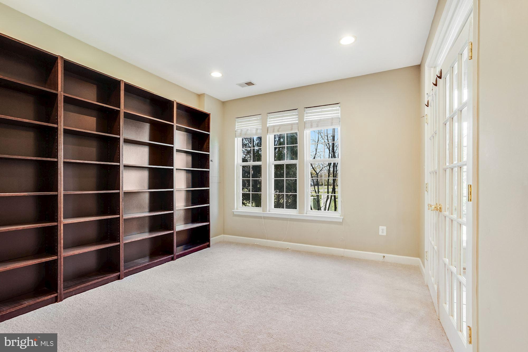 BELMONT BAY - Residential