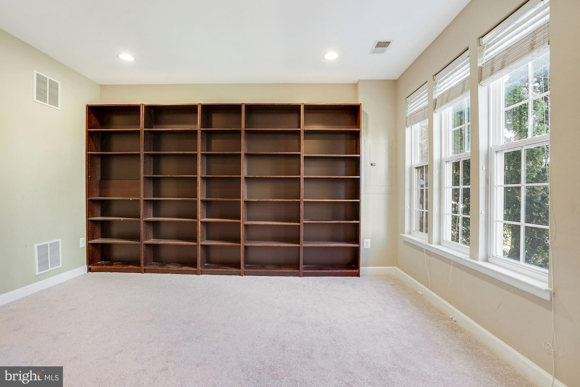 BELMONT BAY - Residential