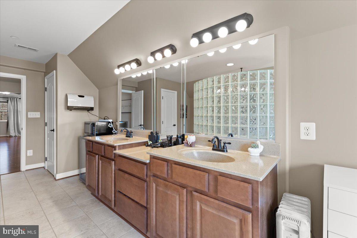 NAYLOR'S RESERVE SUB - Residential