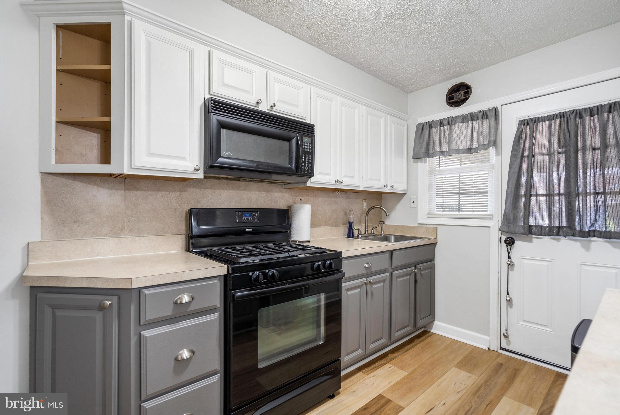 HAWTHORNE - Residential