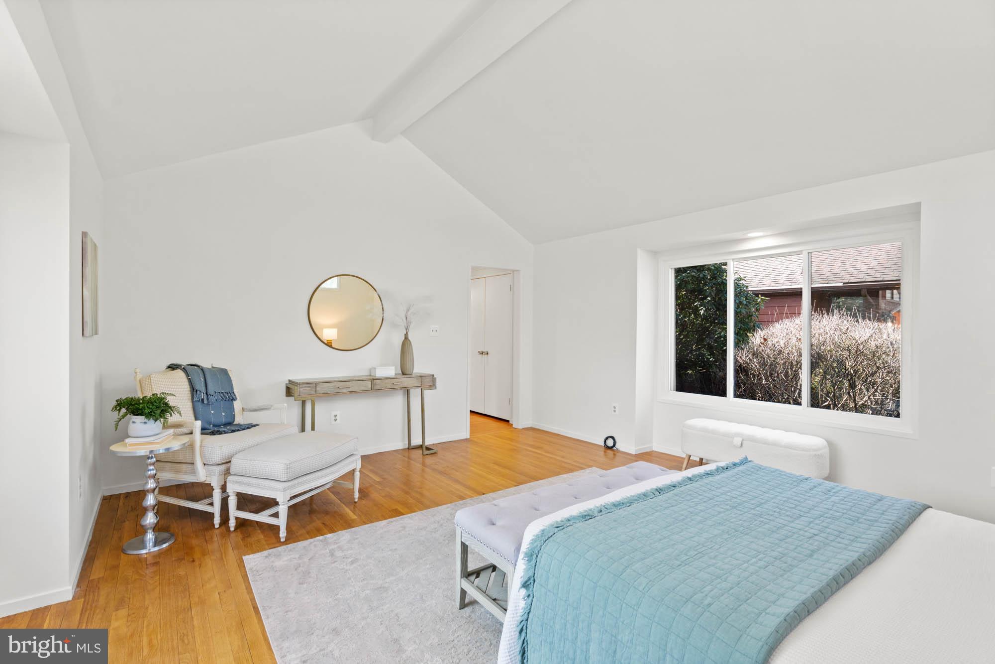 SADDLE RIDGE - Residential