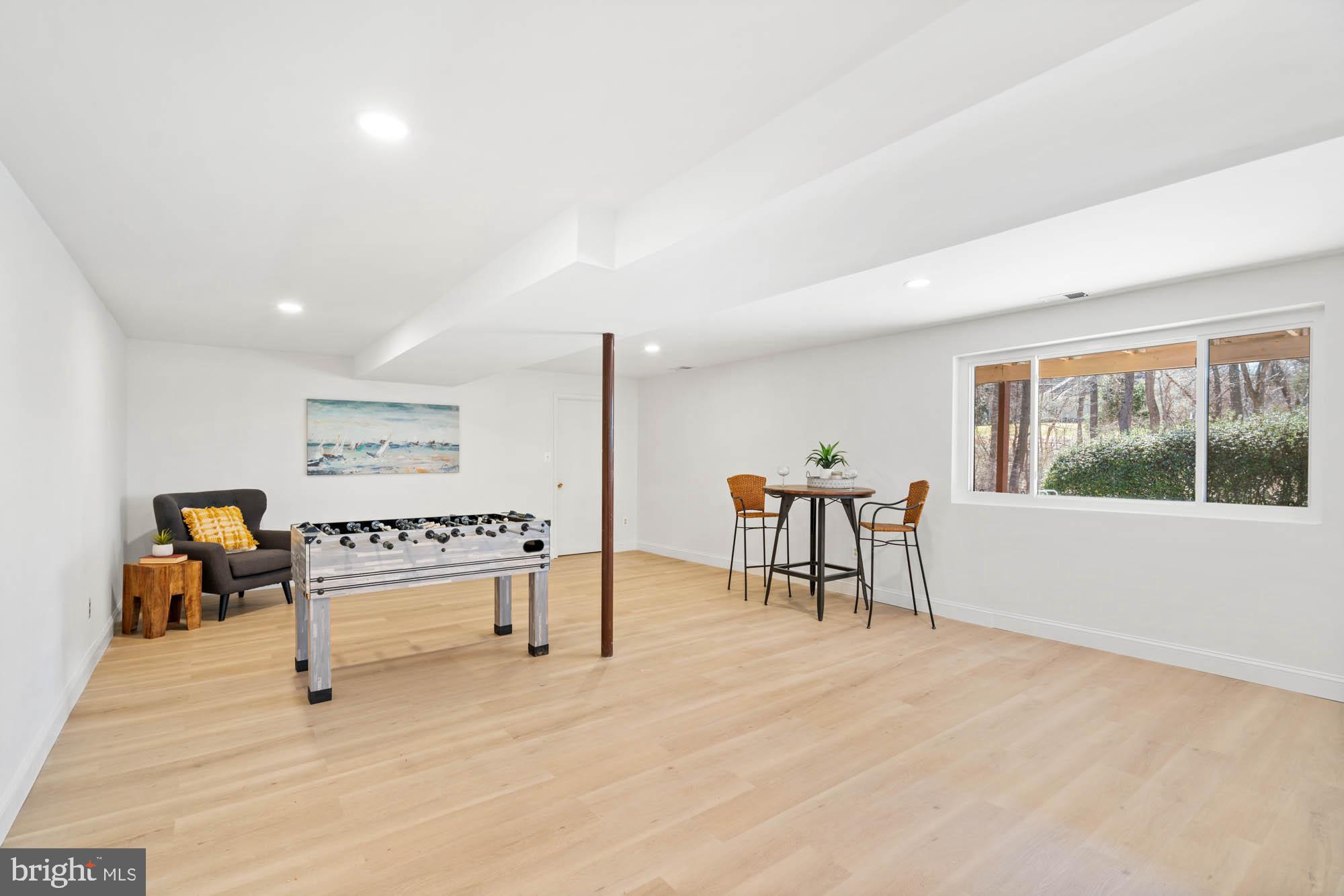 SADDLE RIDGE - Residential