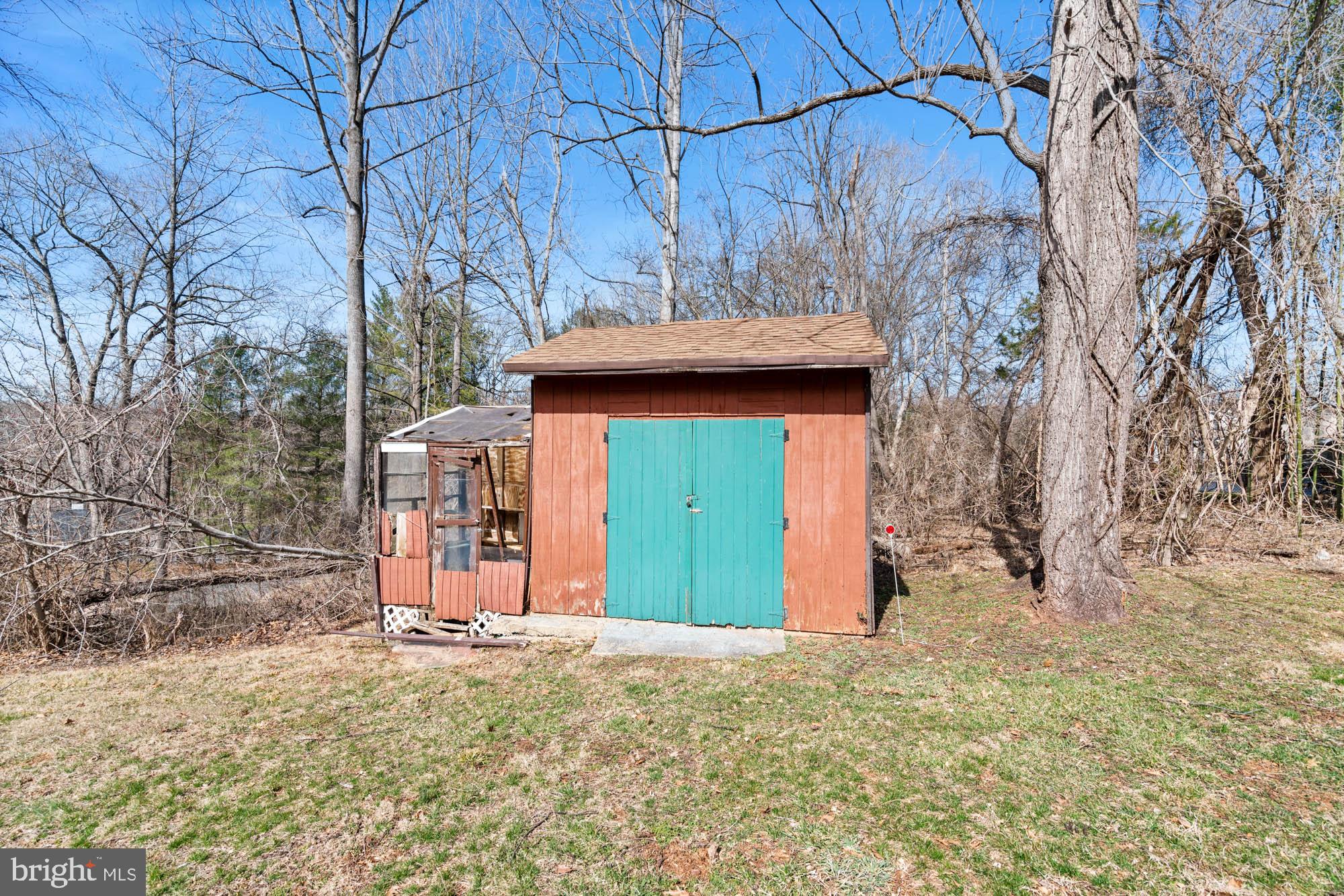 SADDLE RIDGE - Residential