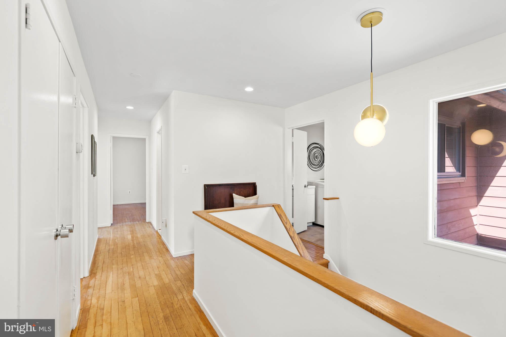 SADDLE RIDGE - Residential