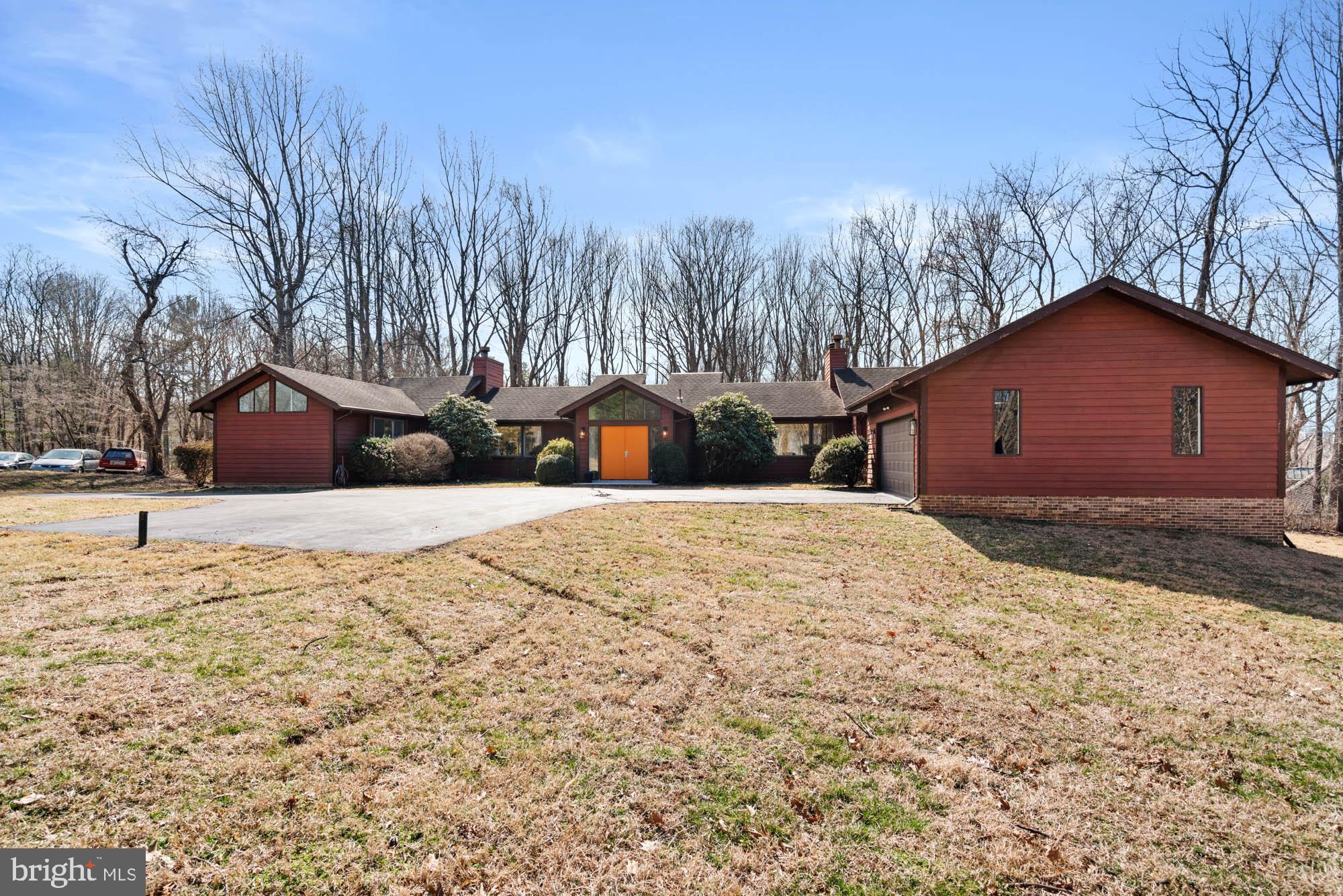 SADDLE RIDGE - Residential