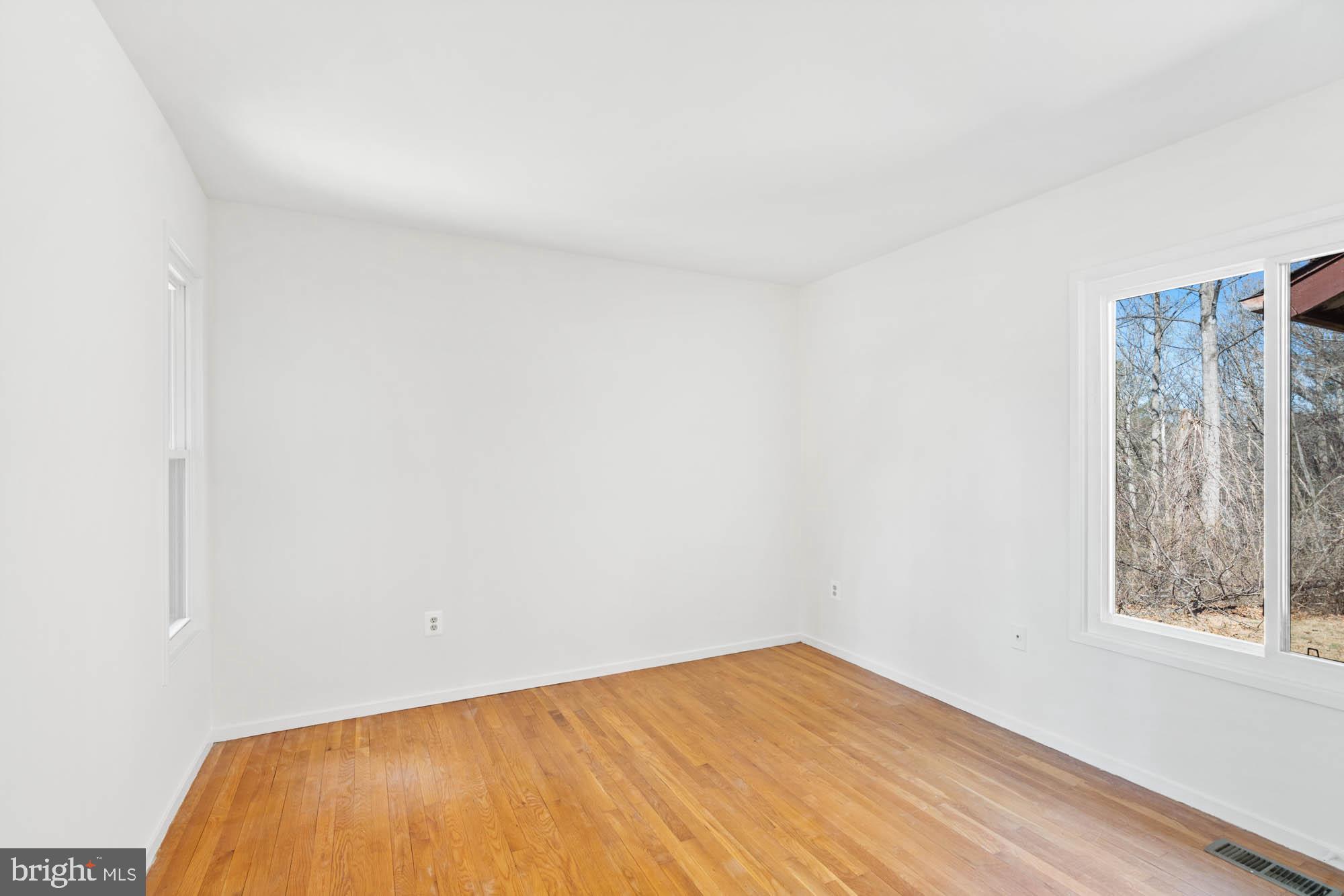 SADDLE RIDGE - Residential