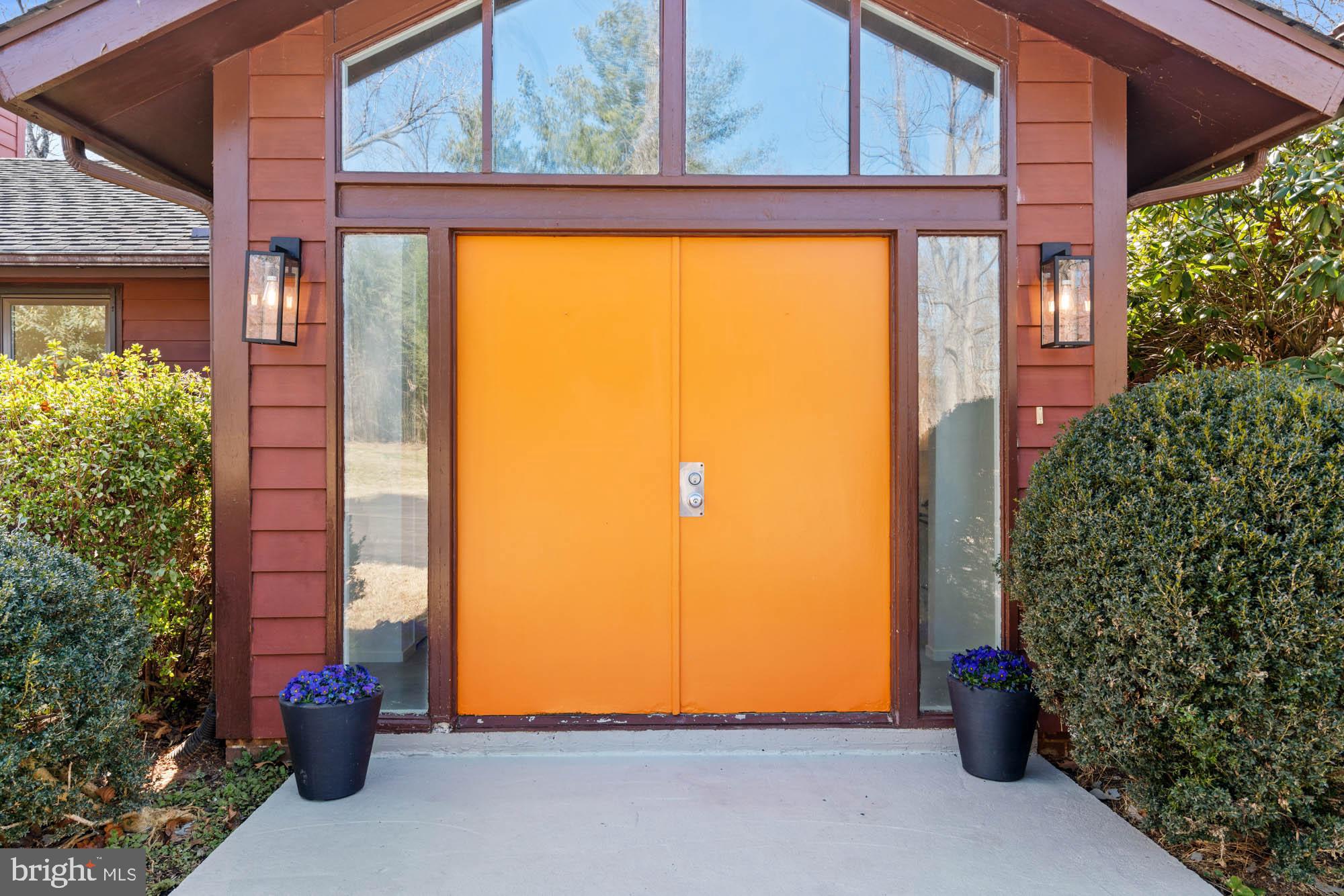 SADDLE RIDGE - Residential