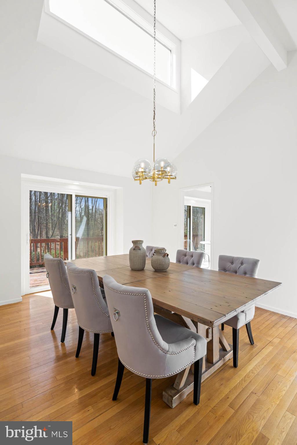 SADDLE RIDGE - Residential