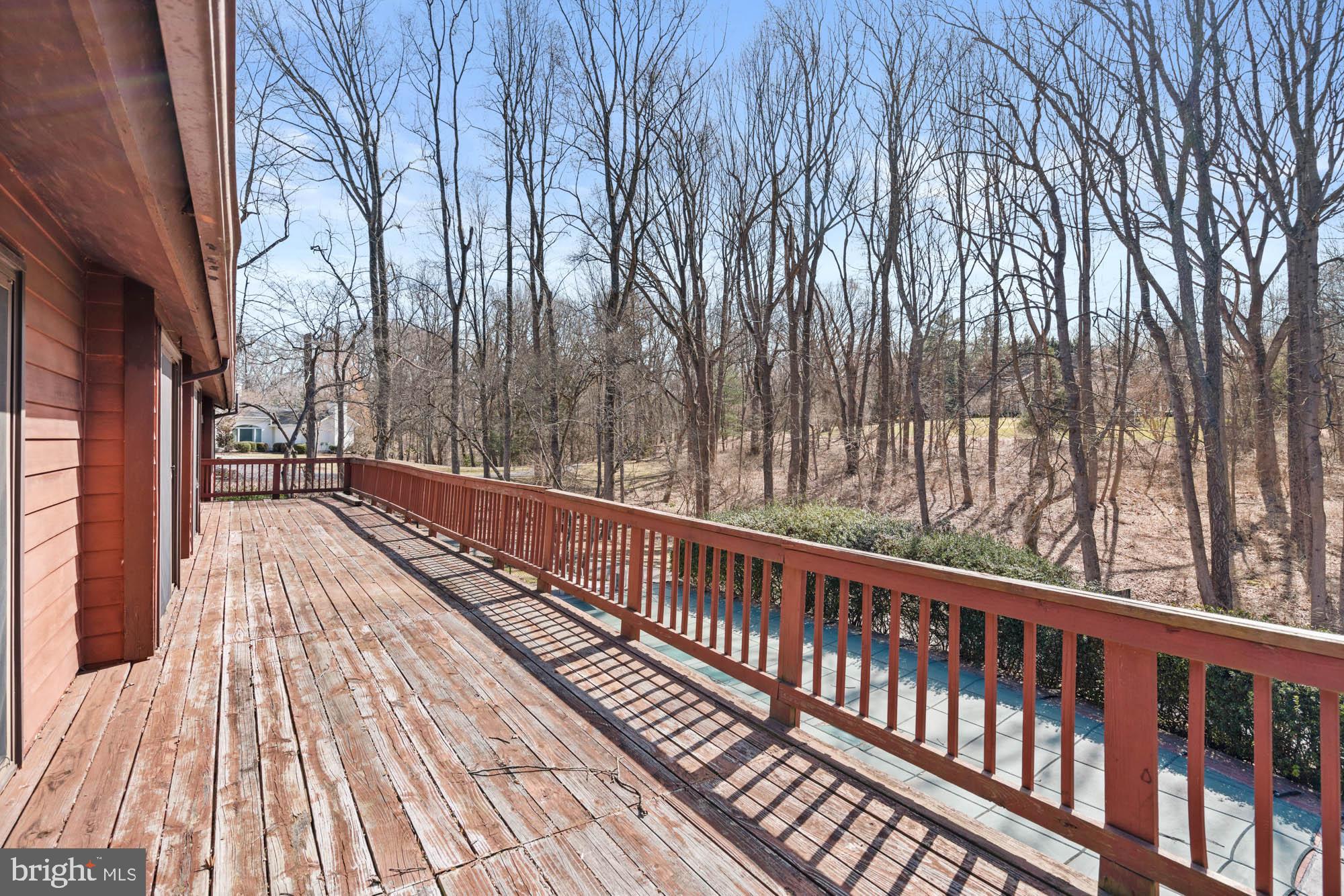 SADDLE RIDGE - Residential