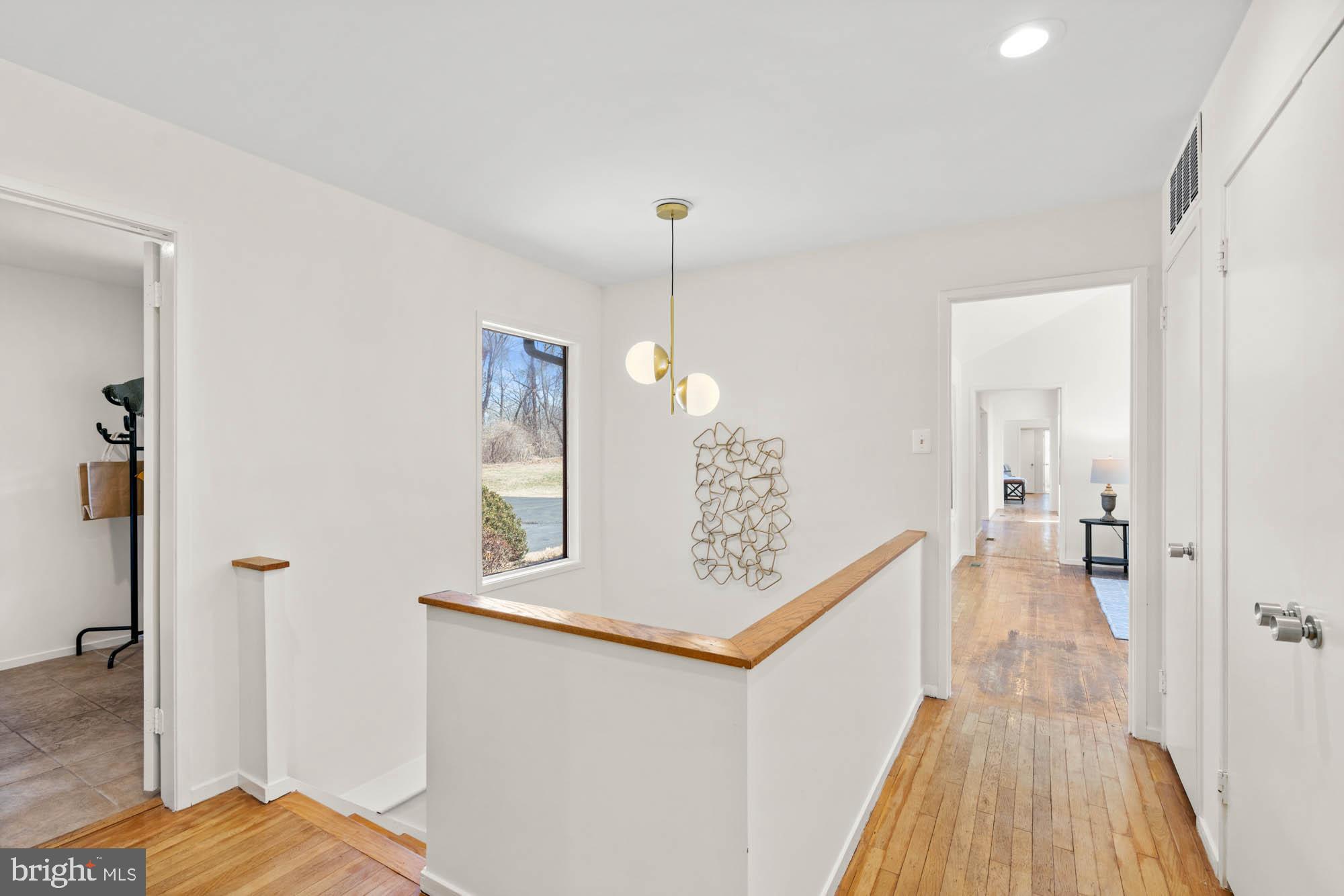 SADDLE RIDGE - Residential