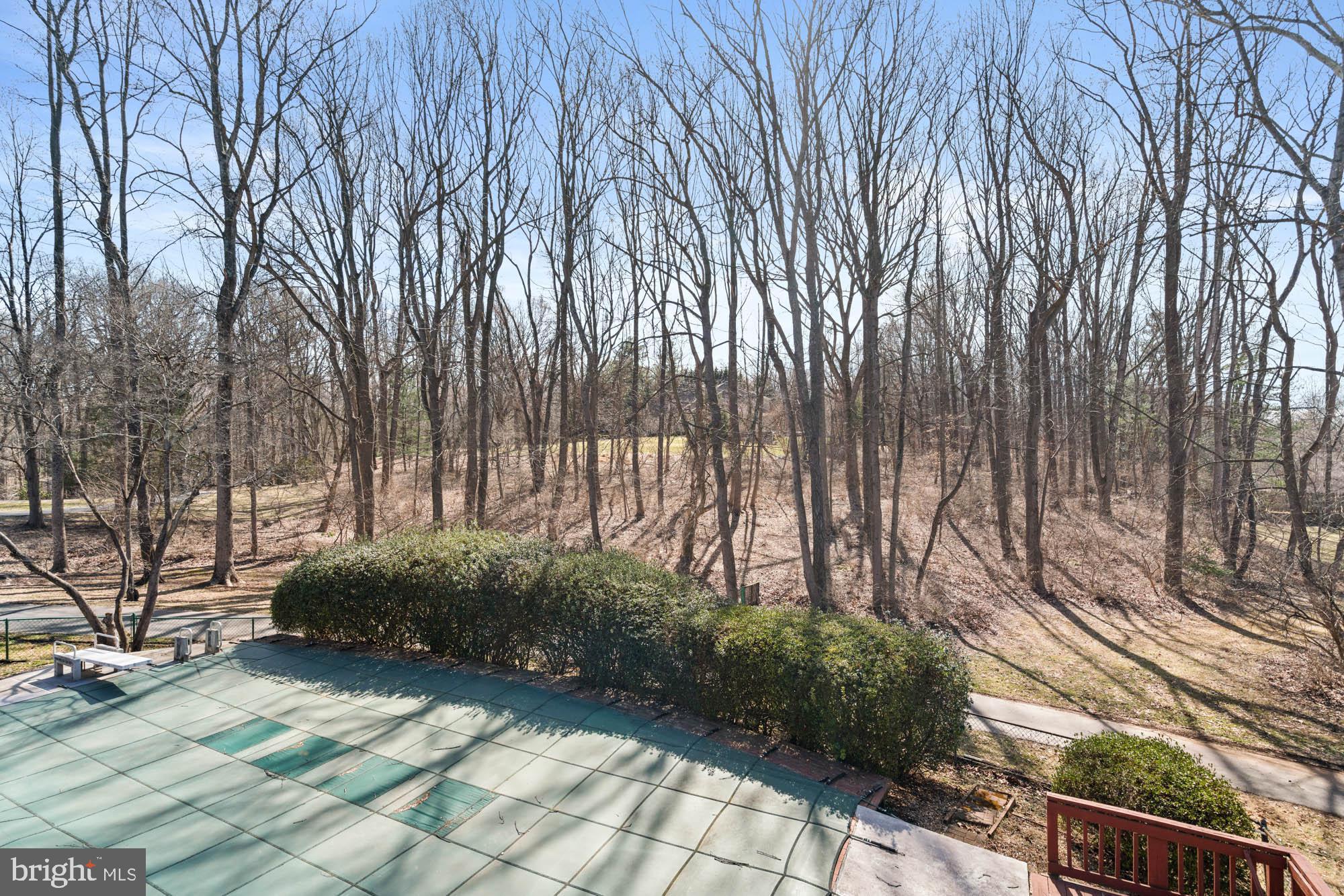 SADDLE RIDGE - Residential