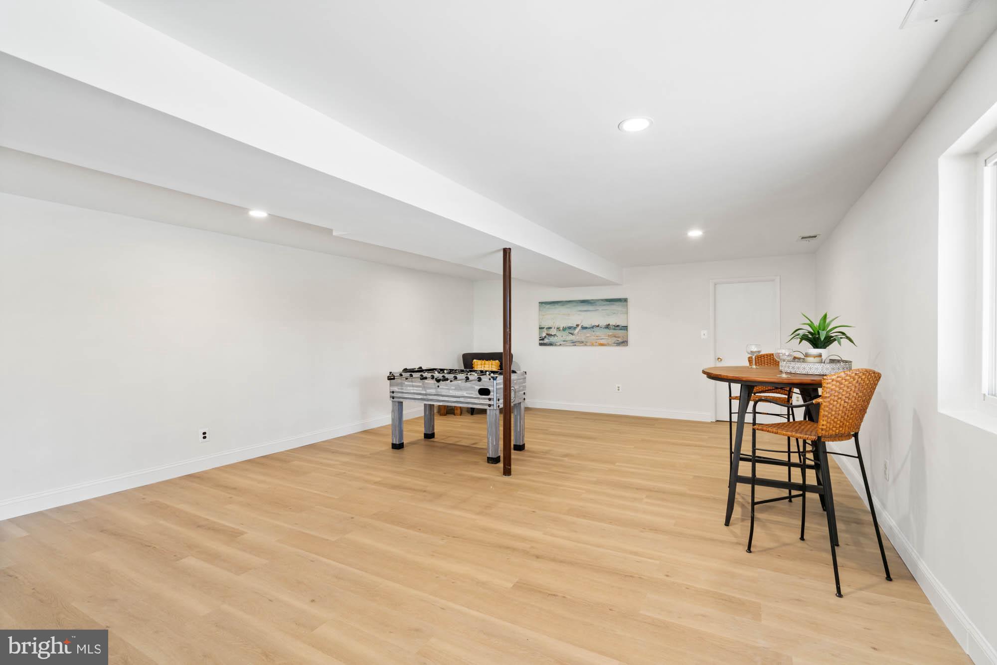 SADDLE RIDGE - Residential