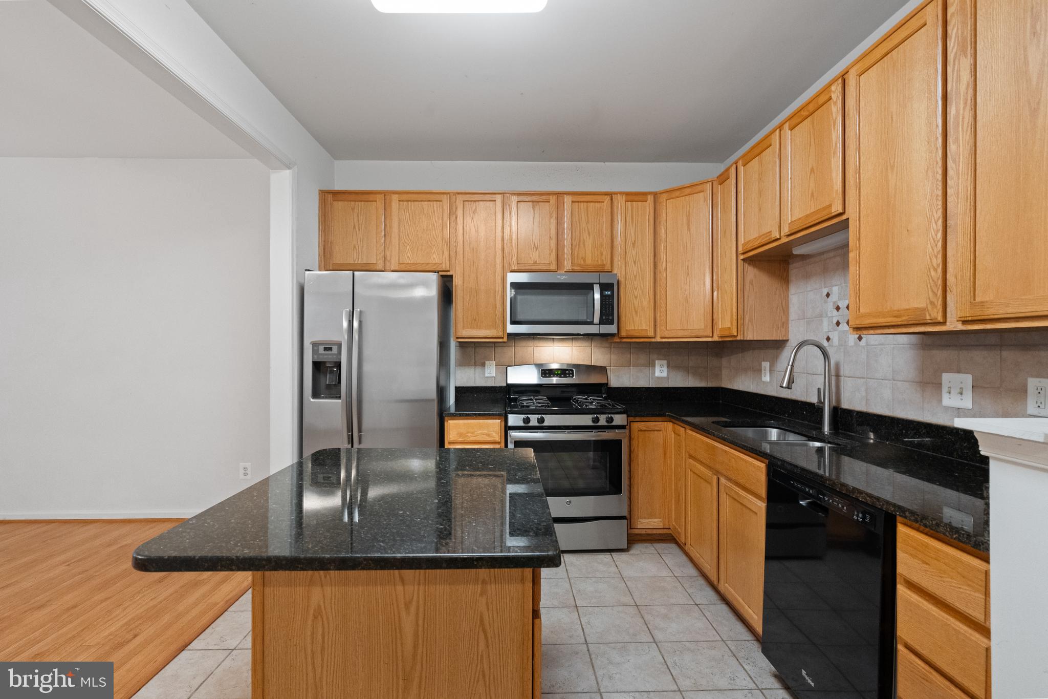 WELLESLEY - Residential