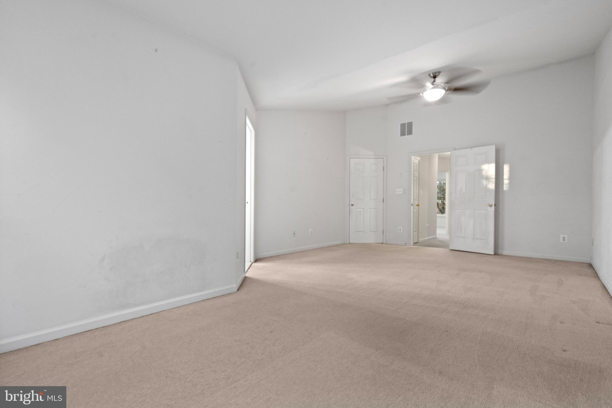 WELLESLEY - Residential