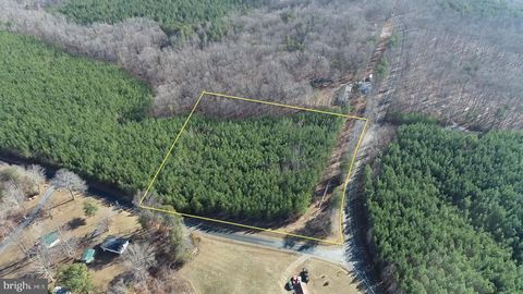 Vacant Land For Sale - LOT 3 Hardware Rd<br/> ARVONIA, VA 23004