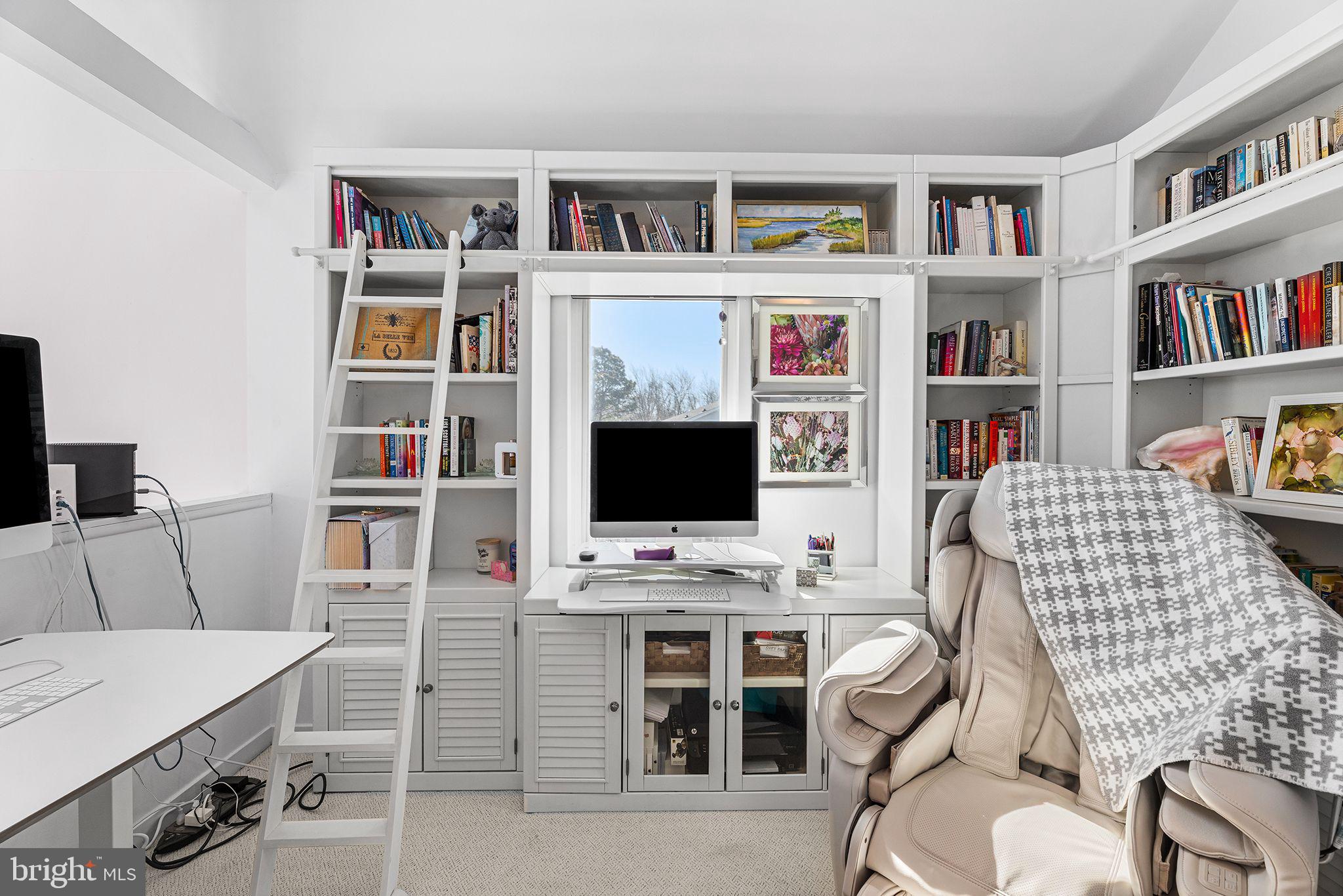 SOUTH POINT SUB - Residential