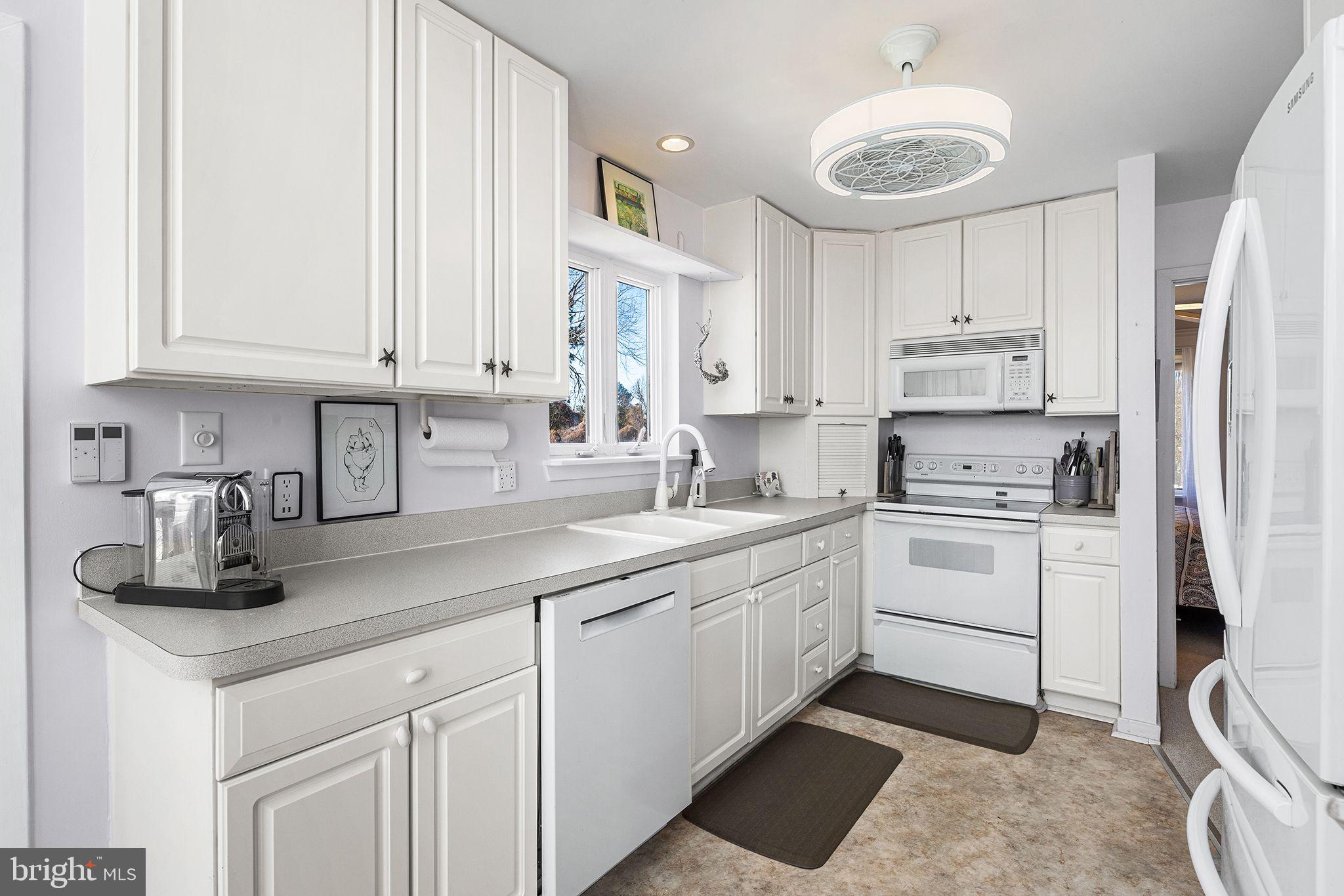 SOUTH POINT SUB - Residential