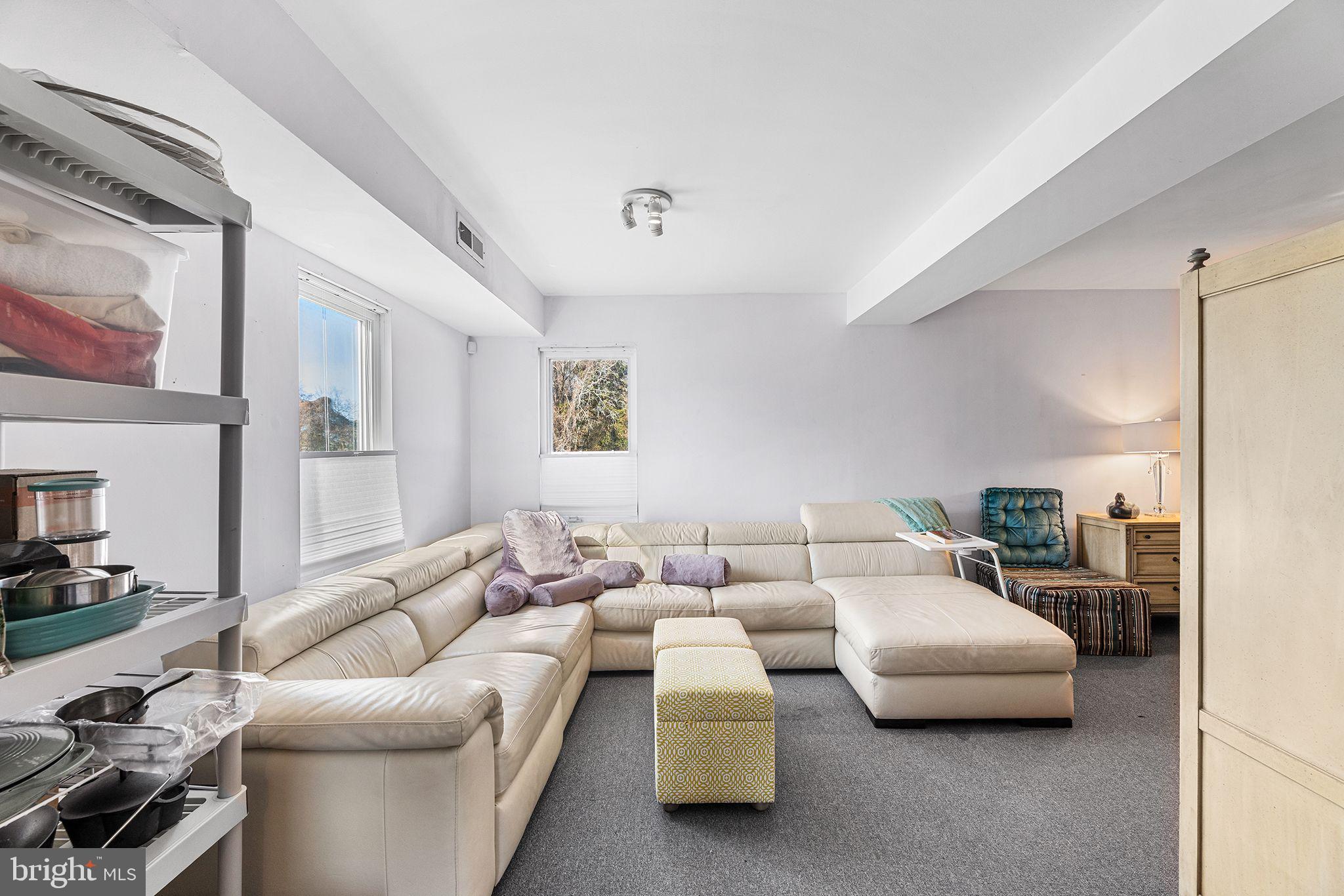 SOUTH POINT SUB - Residential