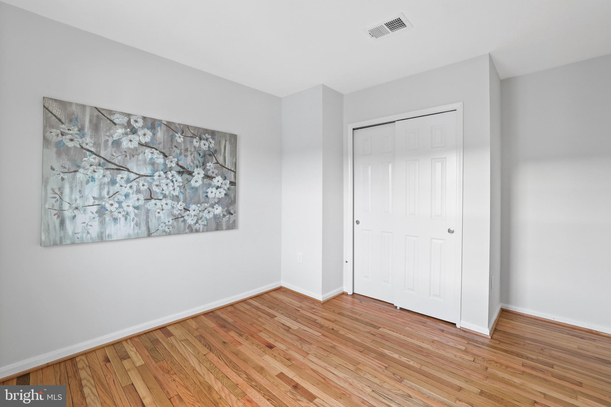 CLIFTON TOWNES - Residential