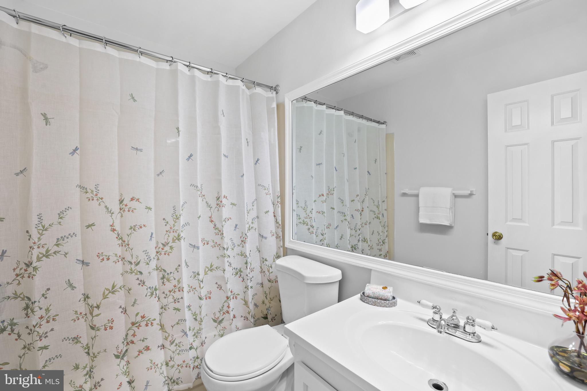 CLIFTON TOWNES - Residential