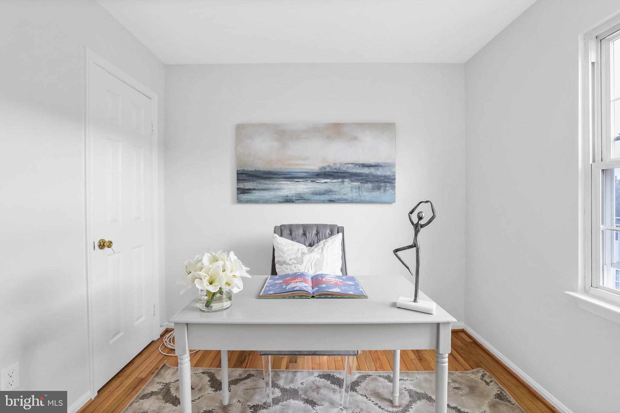 CLIFTON TOWNES - Residential